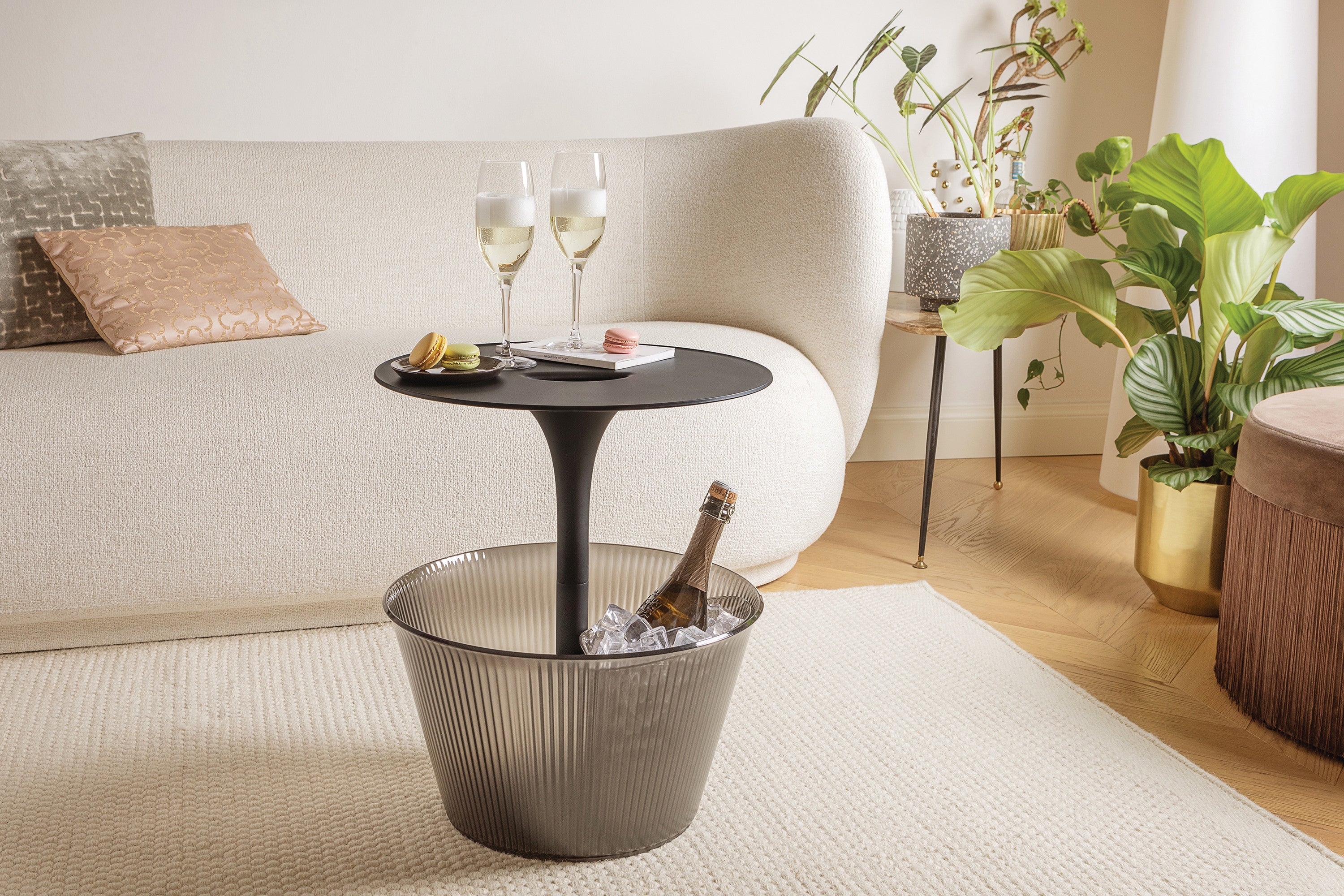 Stolik pomocniczy PICK-UP czarny – Alessi