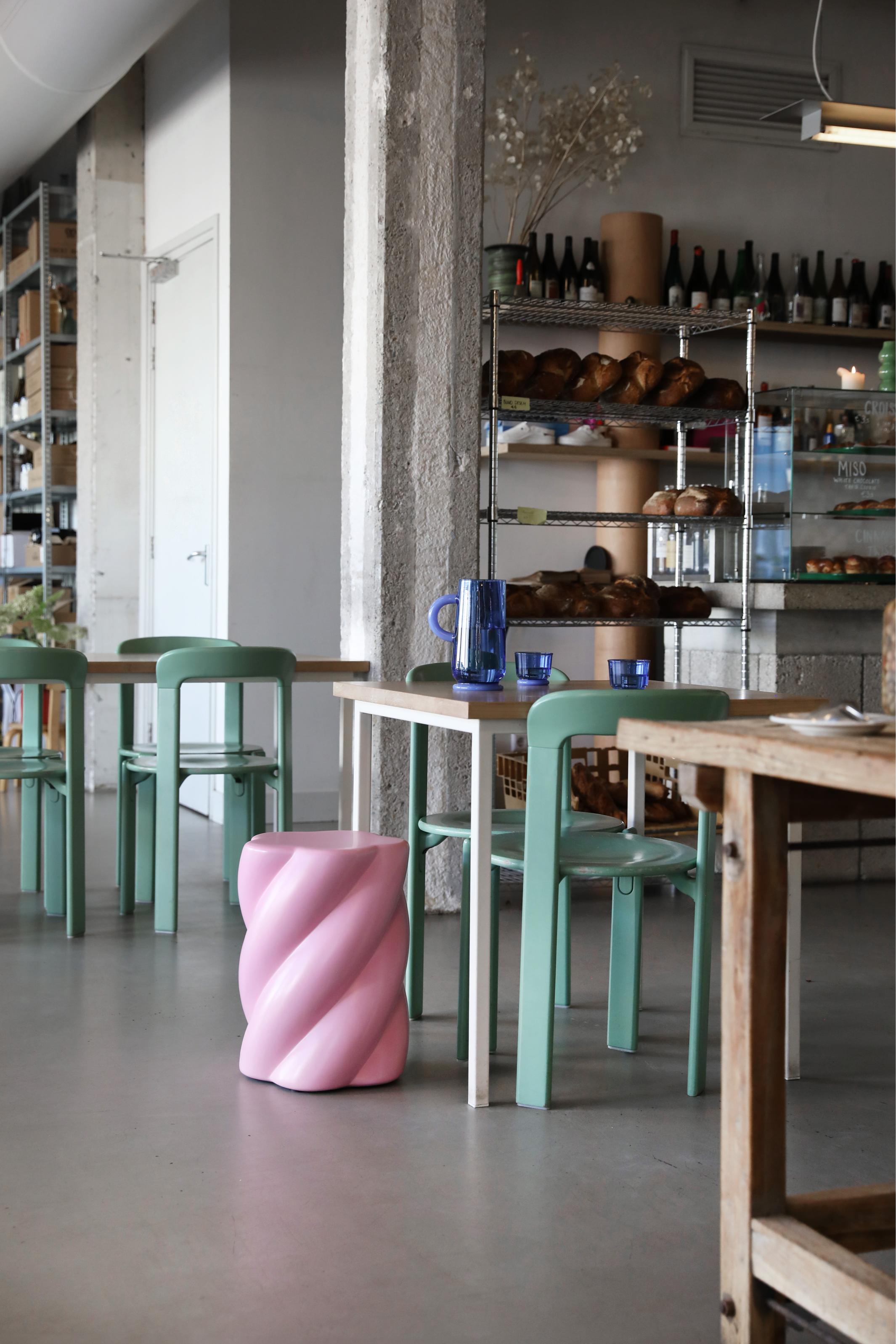 Set von DEW Gläsern blau