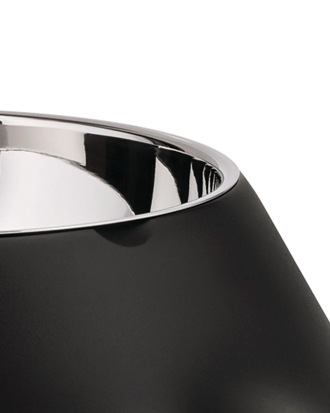 A bowl for a dog lula black