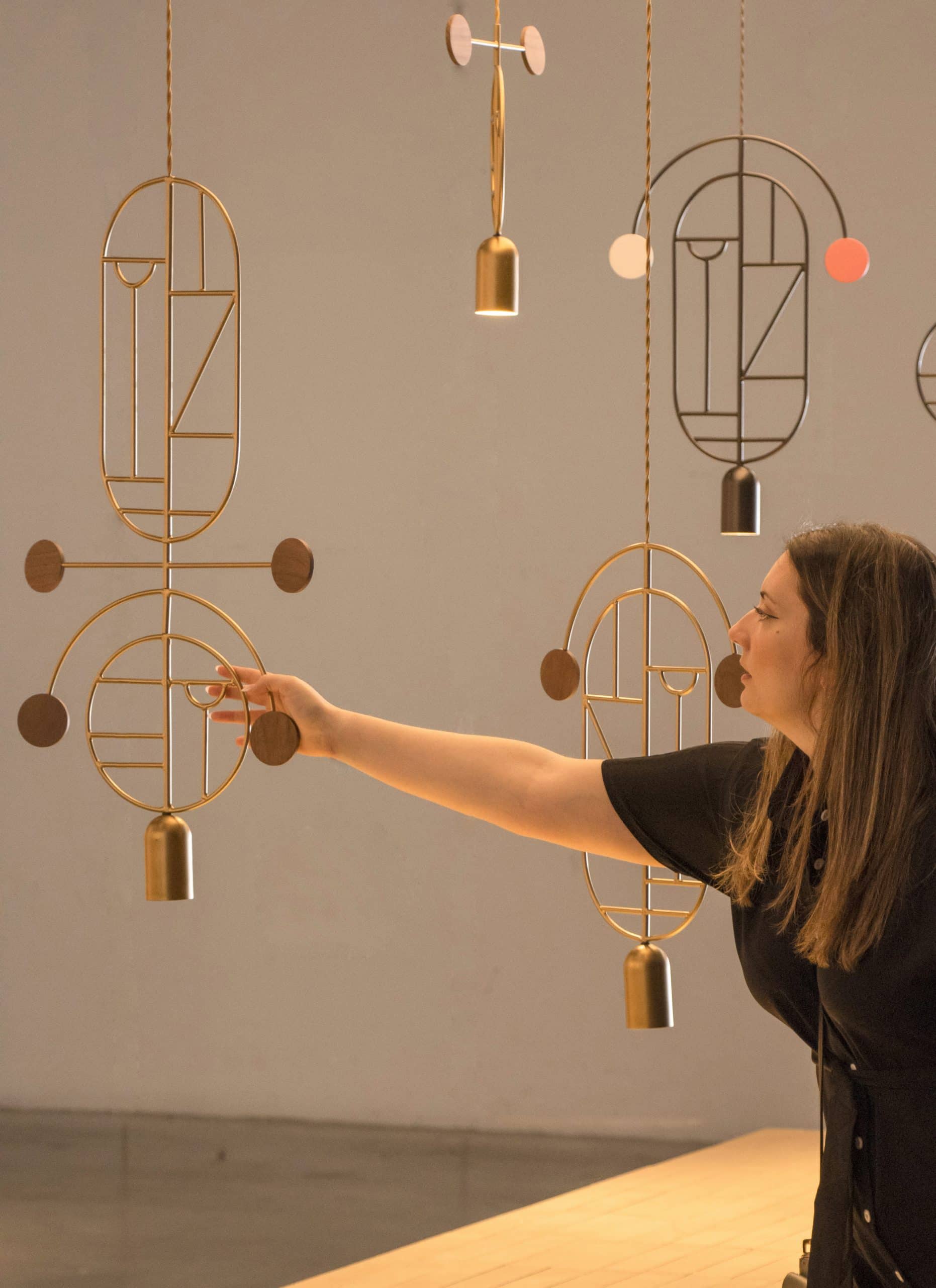 Pendelleuchte WOODEN DOTS WD06 grafit mit Rot und Rosa