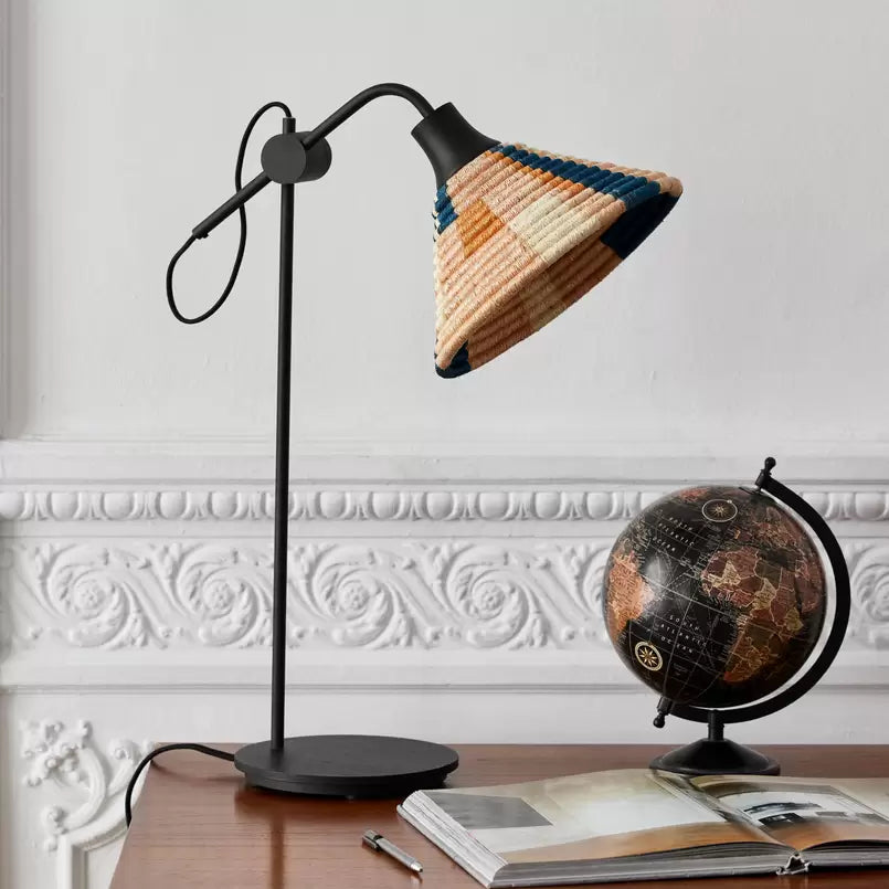 Lampa stołowa PARROT piaskowy – Forestier