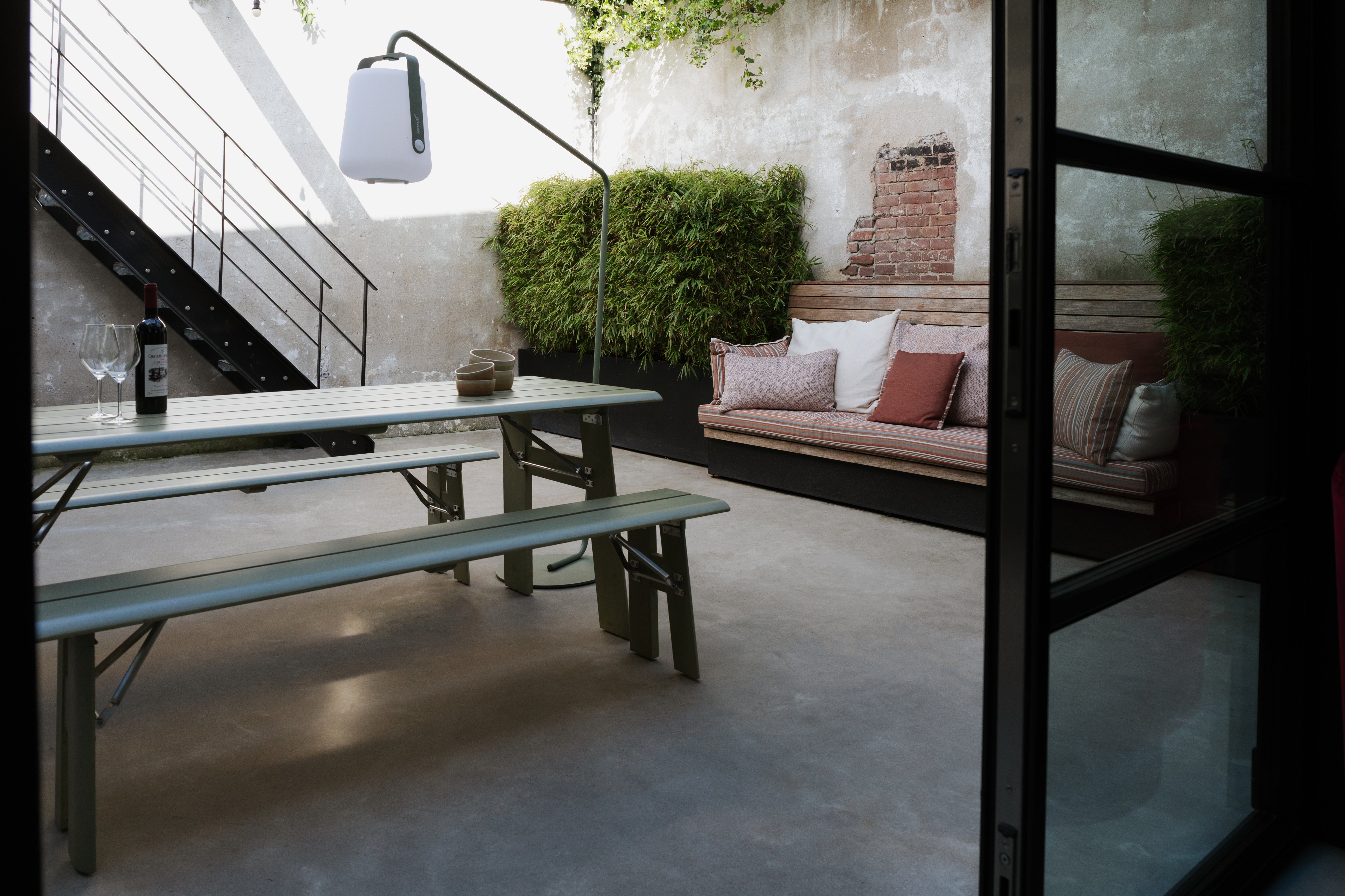 AVENUE garden bench green