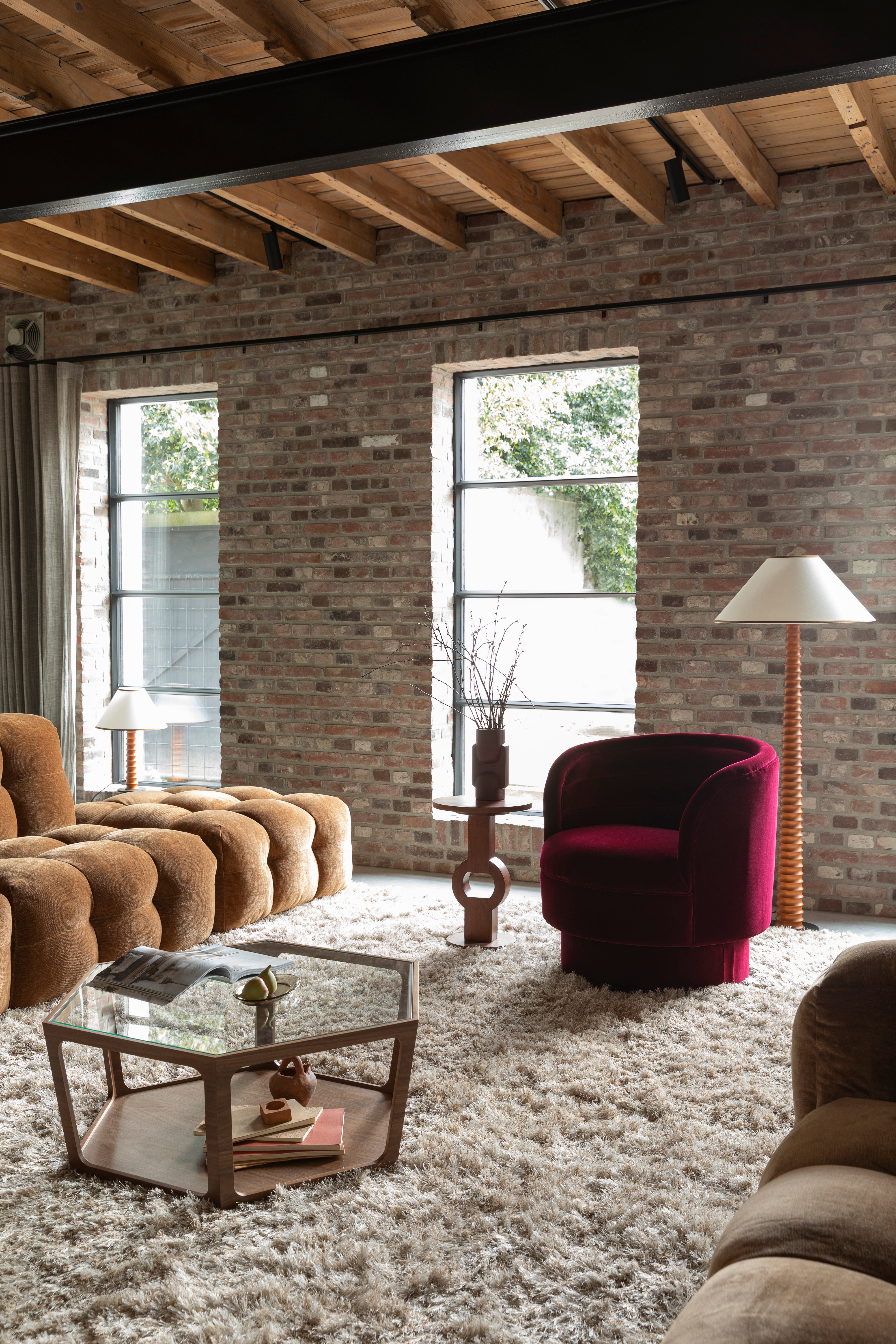 Teppich HAIRY dunkelbeige mit langem Flor