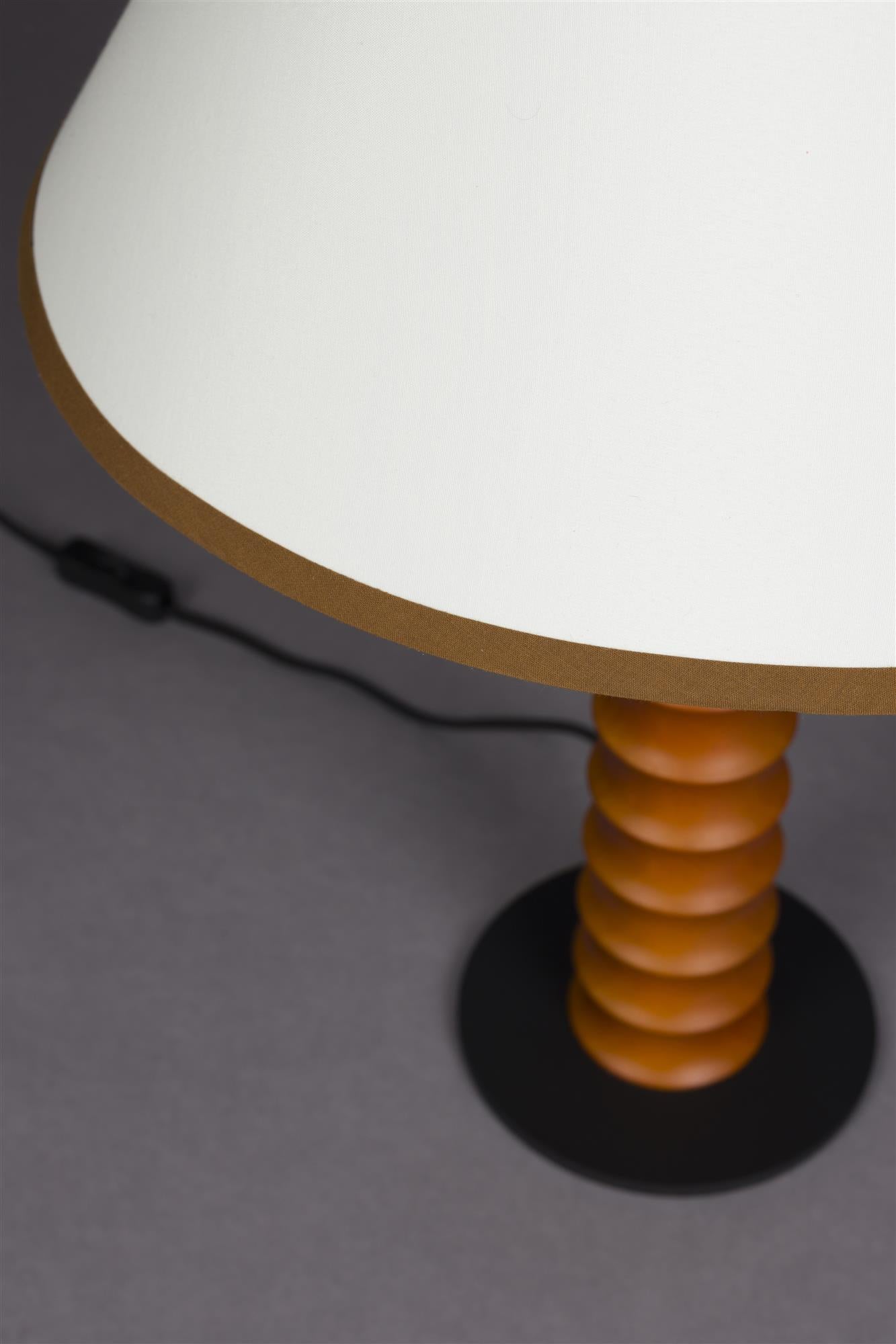 Tischlampe HORACE braun