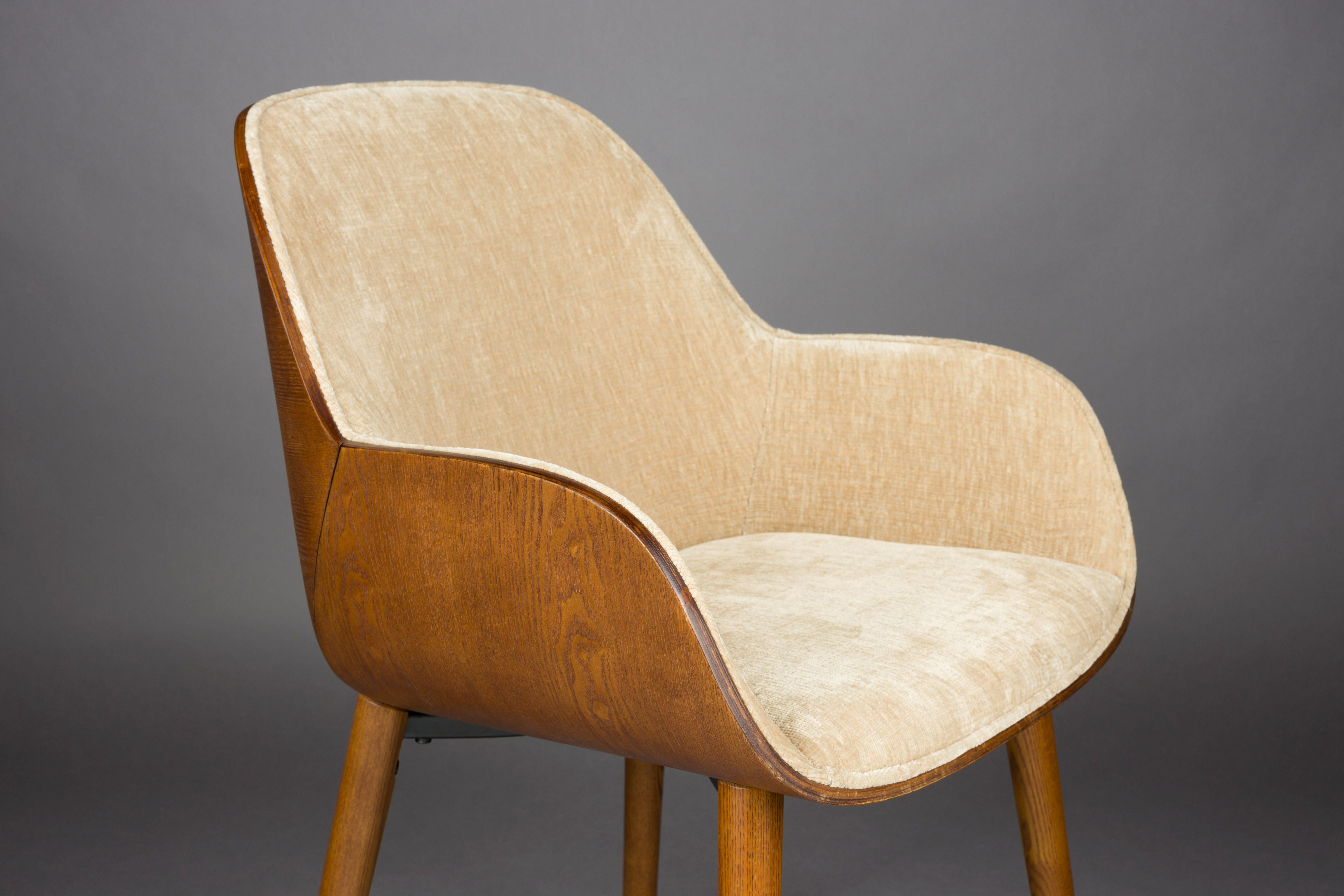 TAYLOR Chair beige with wooden base
