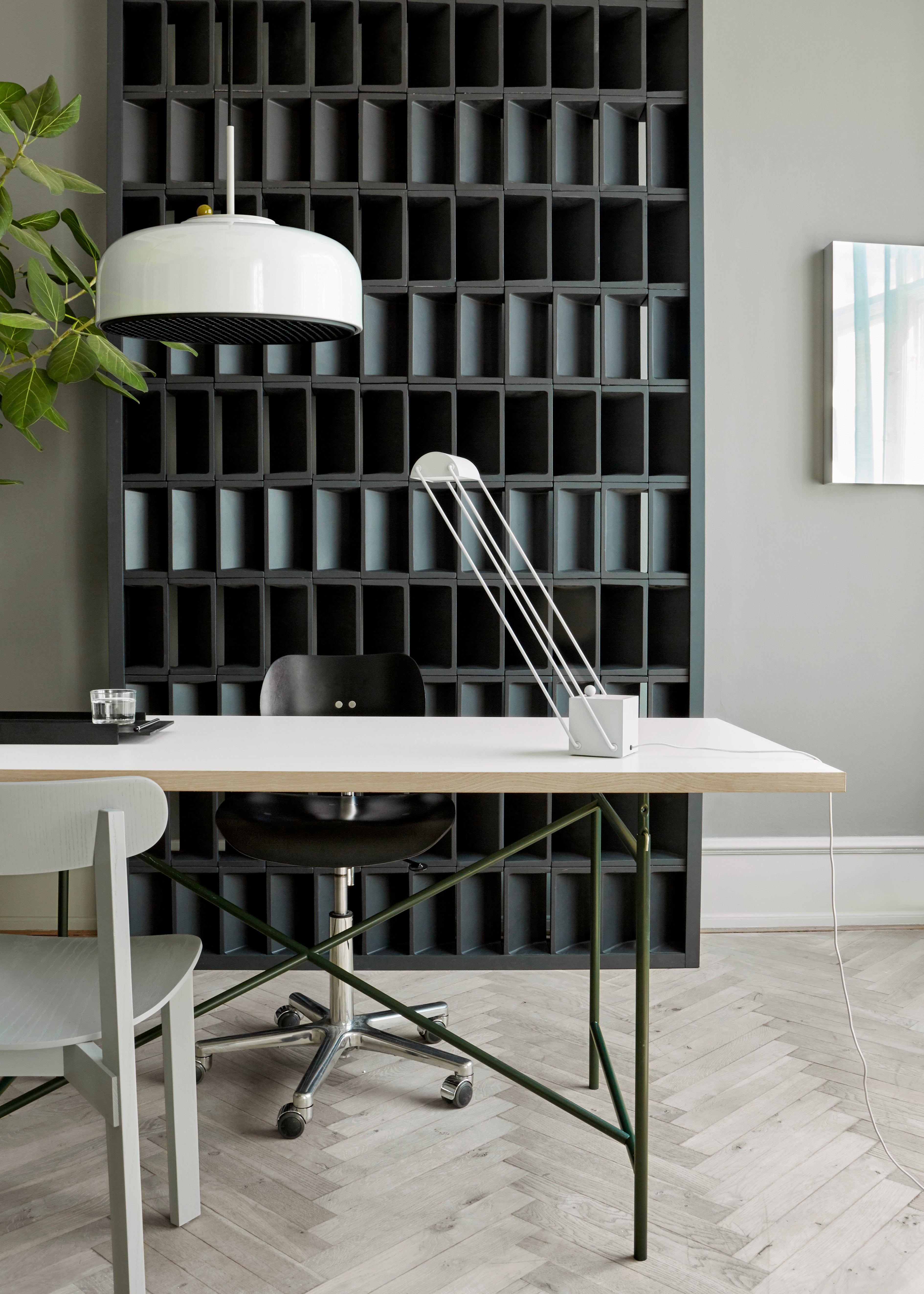 MIMESIS Gray Wall Mirror