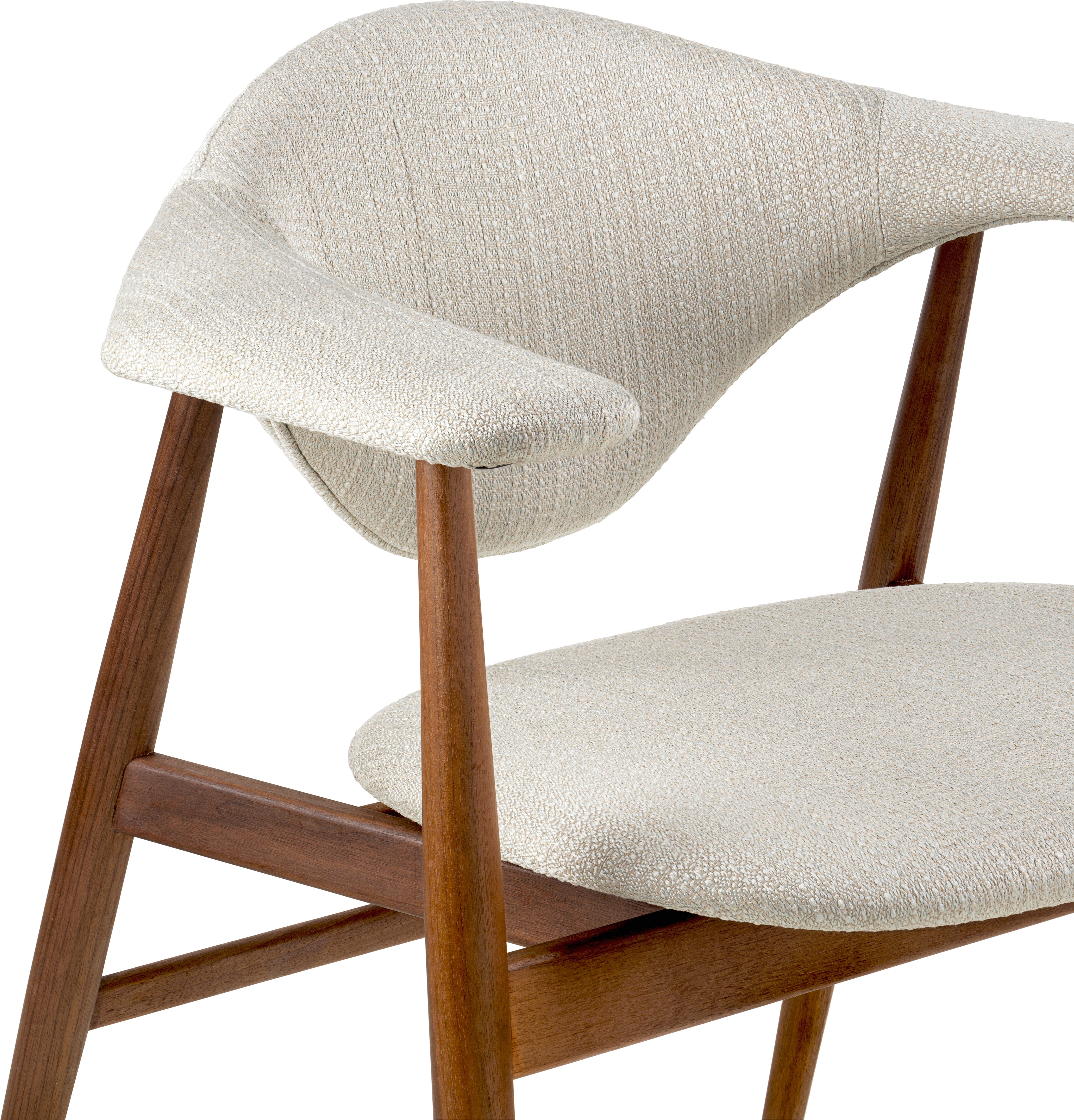 MASCULO Armchair in Beige with Walnut Base
