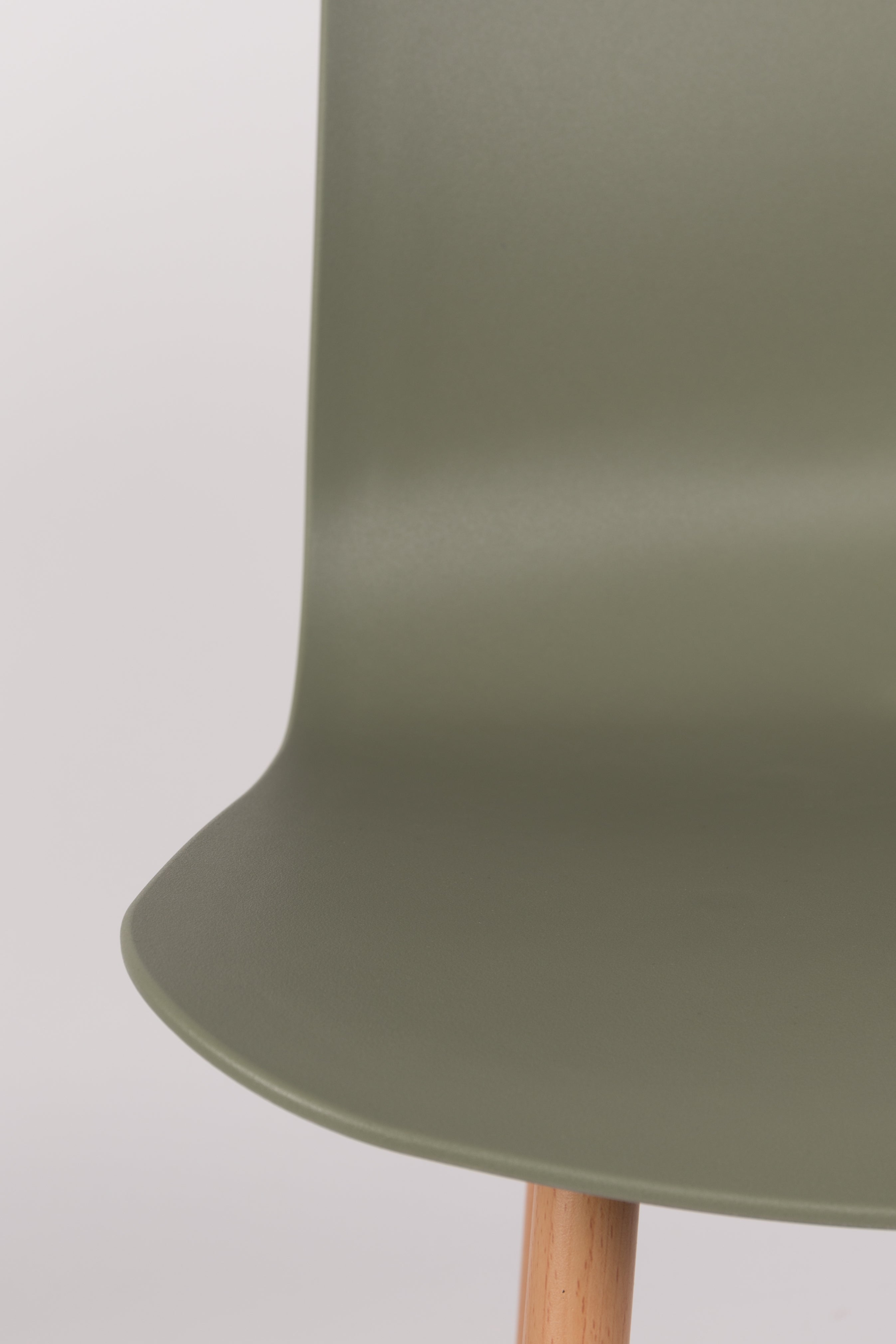Krzesło LEON zielony z drewnianą podstawą – White Label Living