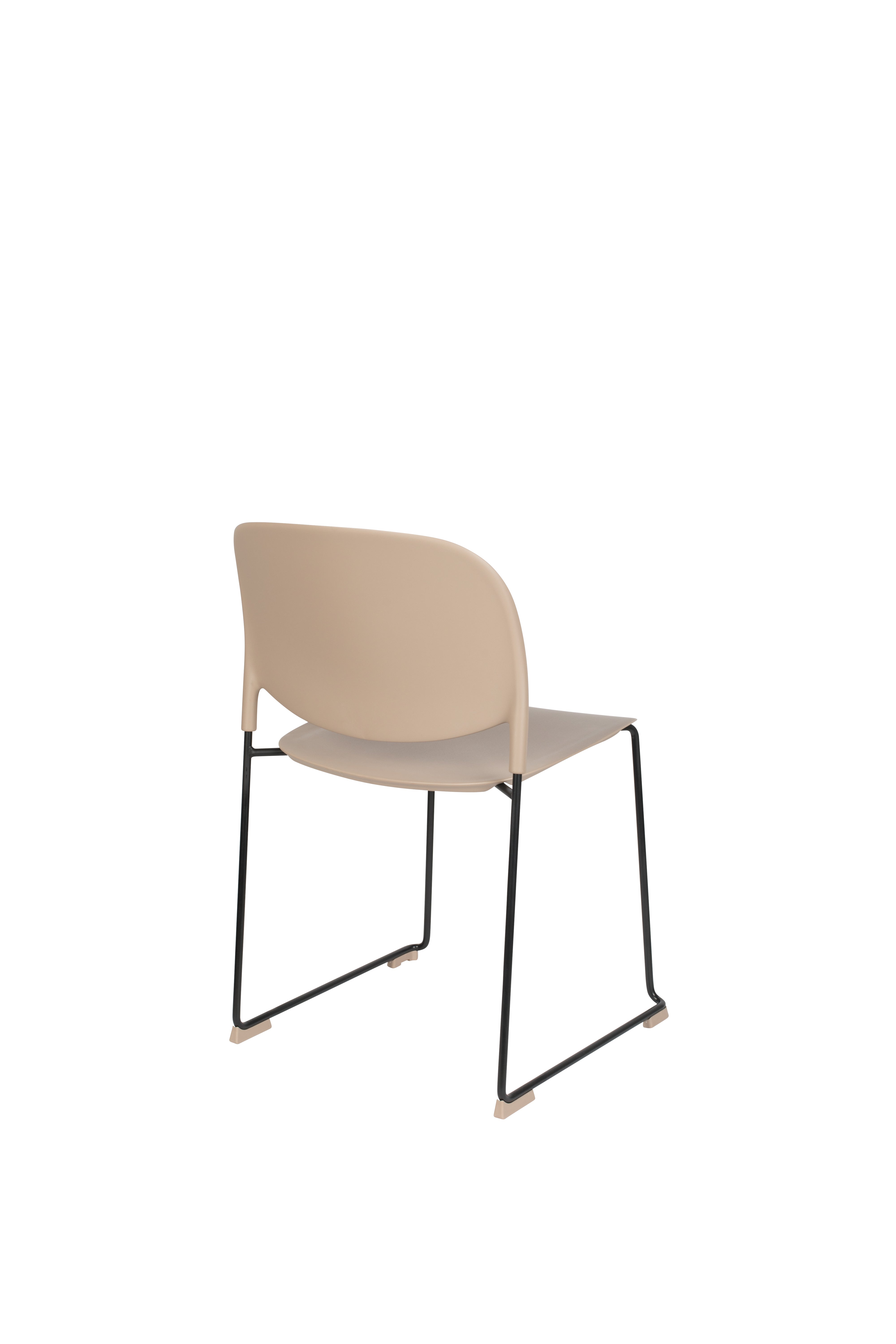 Stapel beige Stuhl mit einer schwarzen Basis