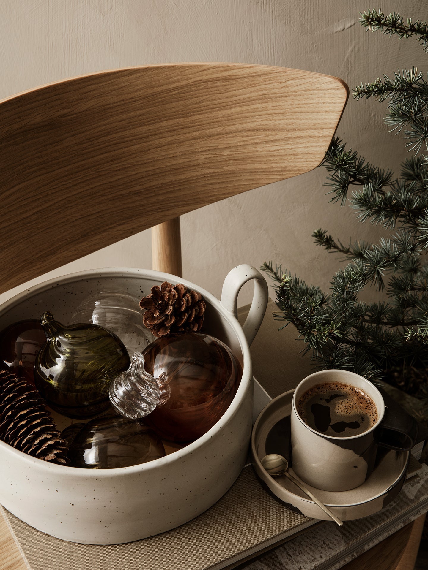 Misa FLOW CENTREPIECE broken white