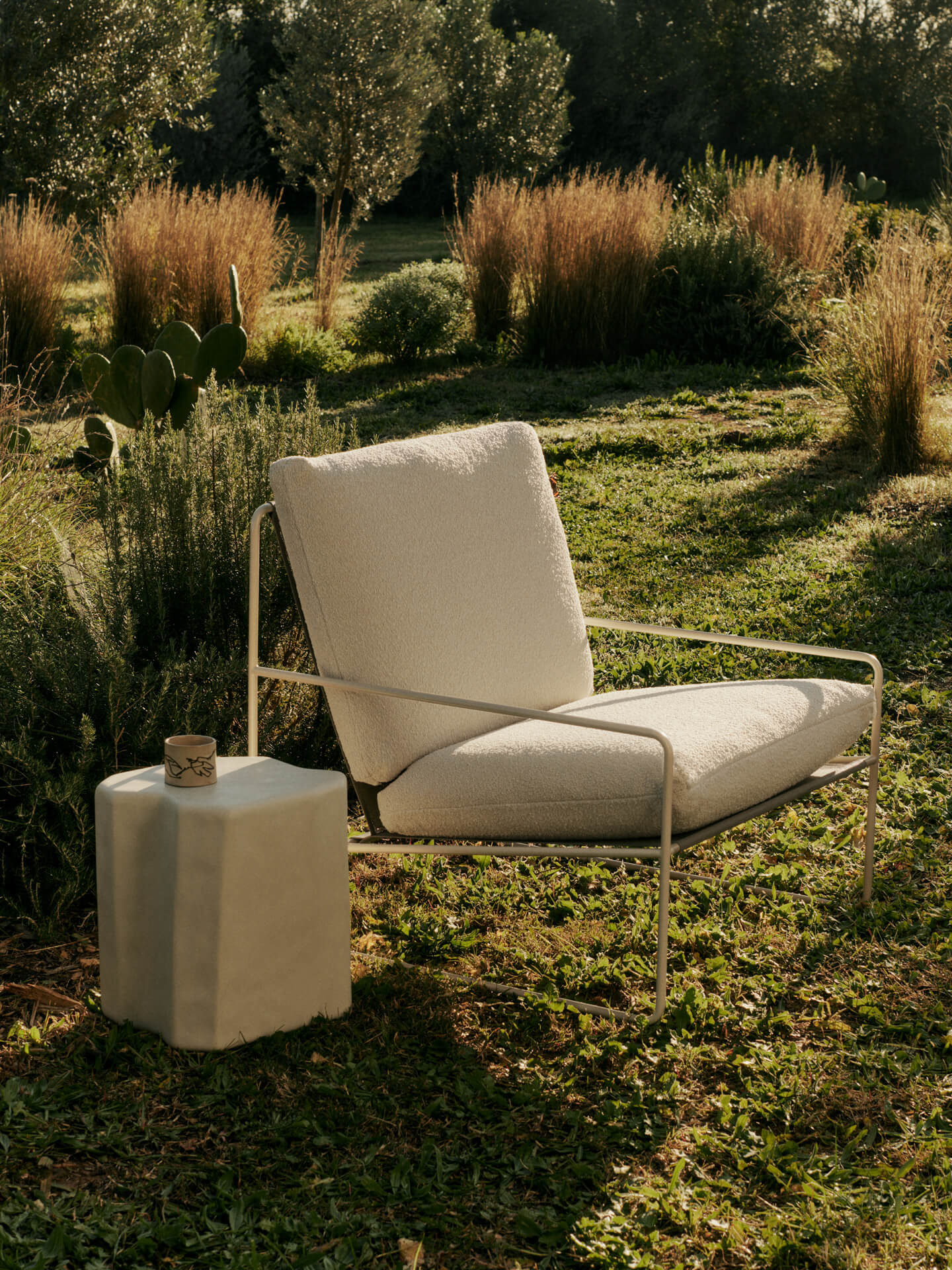 DESERT Outdoor Armchair in Broken White with Beige Base