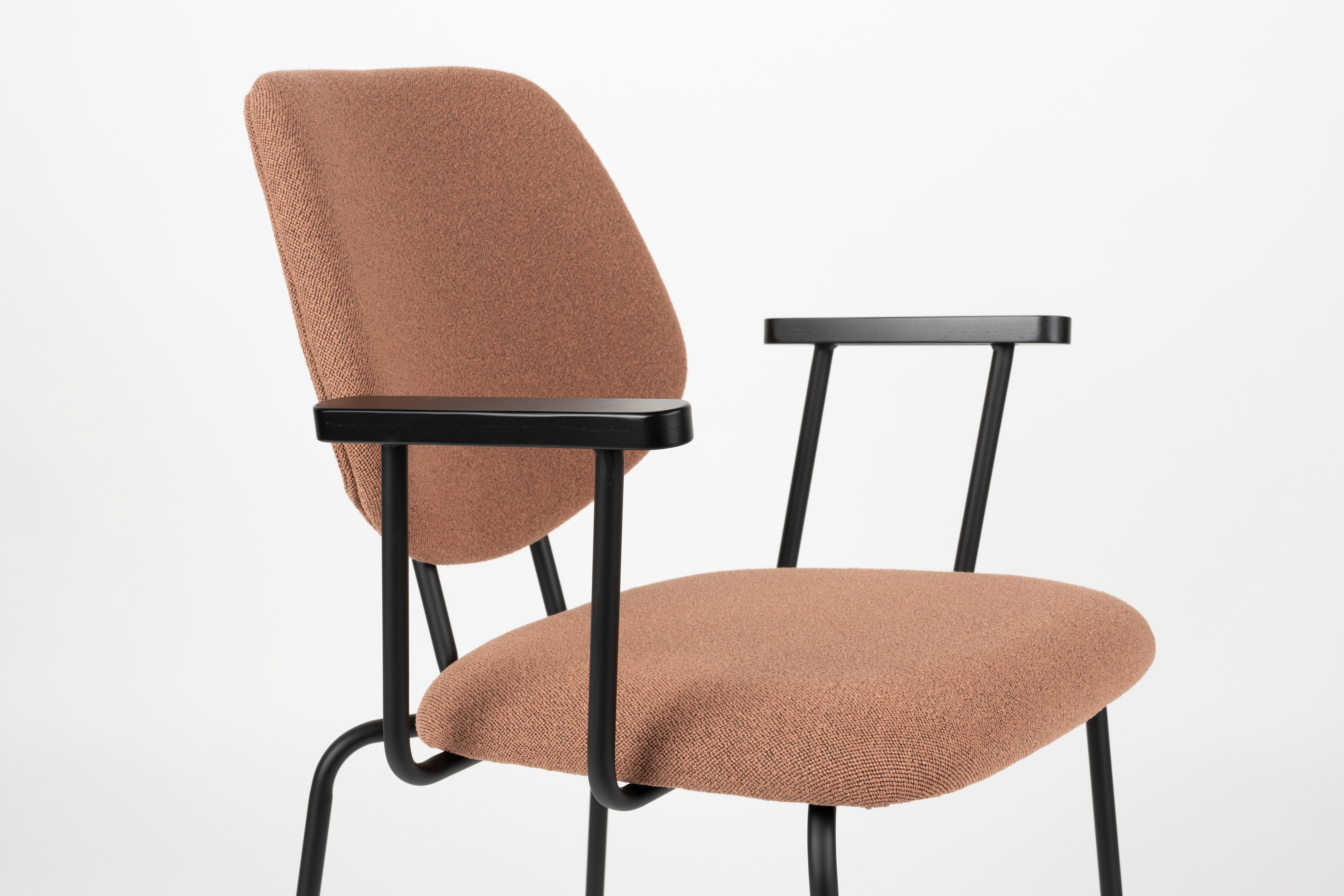 ZELO pink armchair with black base