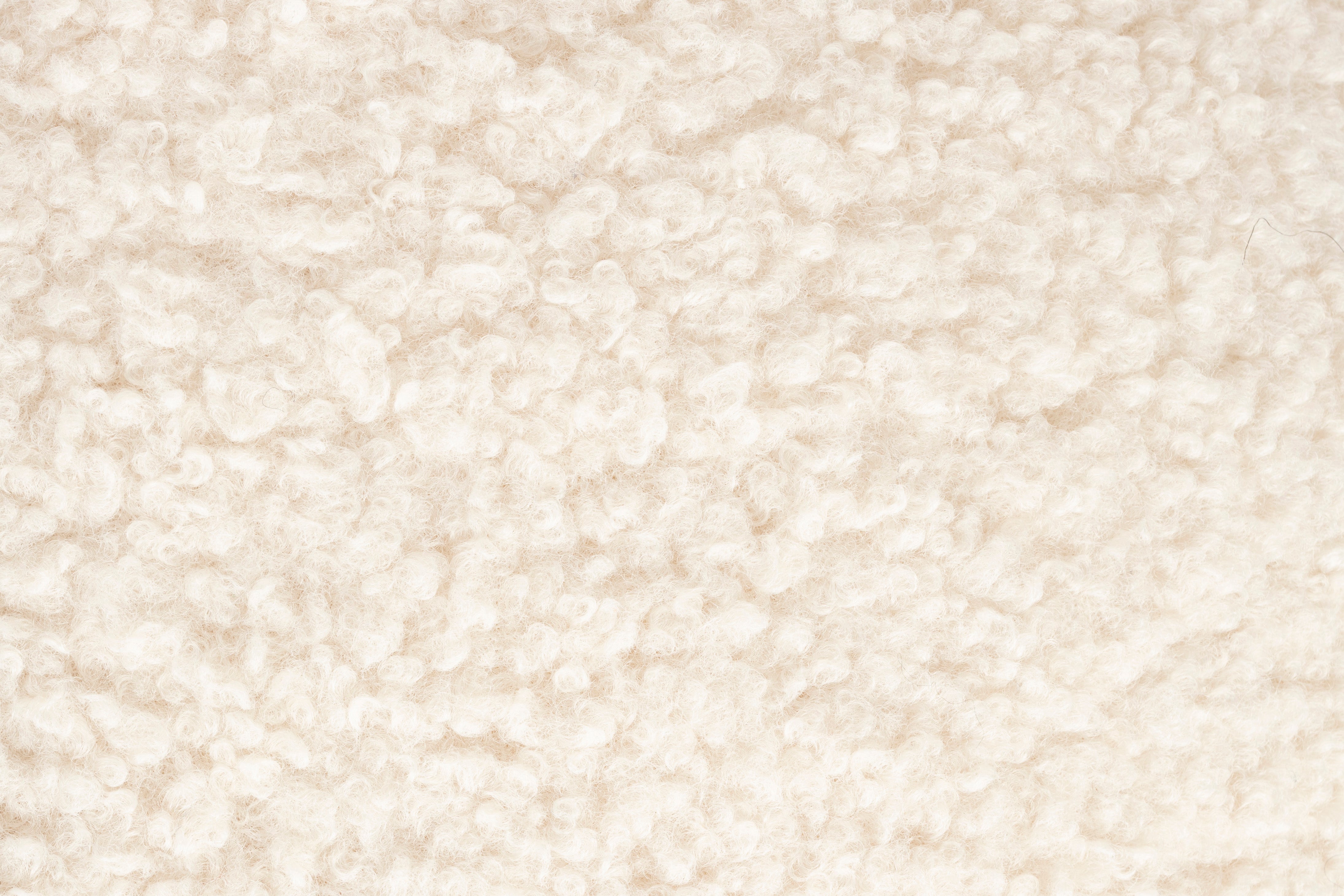 Noxx footrest cream lamb