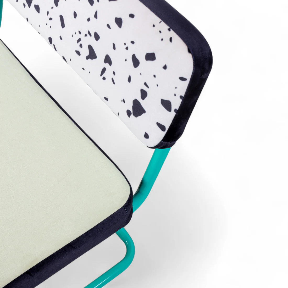 Sessel SUPERLOUNGE TERRAZZO in leuchtendem Gelb mit türkisfarbenem Gestell