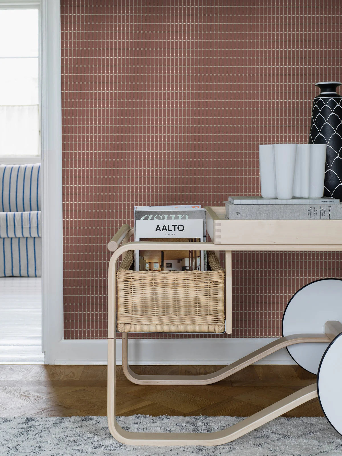 Vlies-Tapete mit Karomuster ALVAR AALTO M.I.T rot