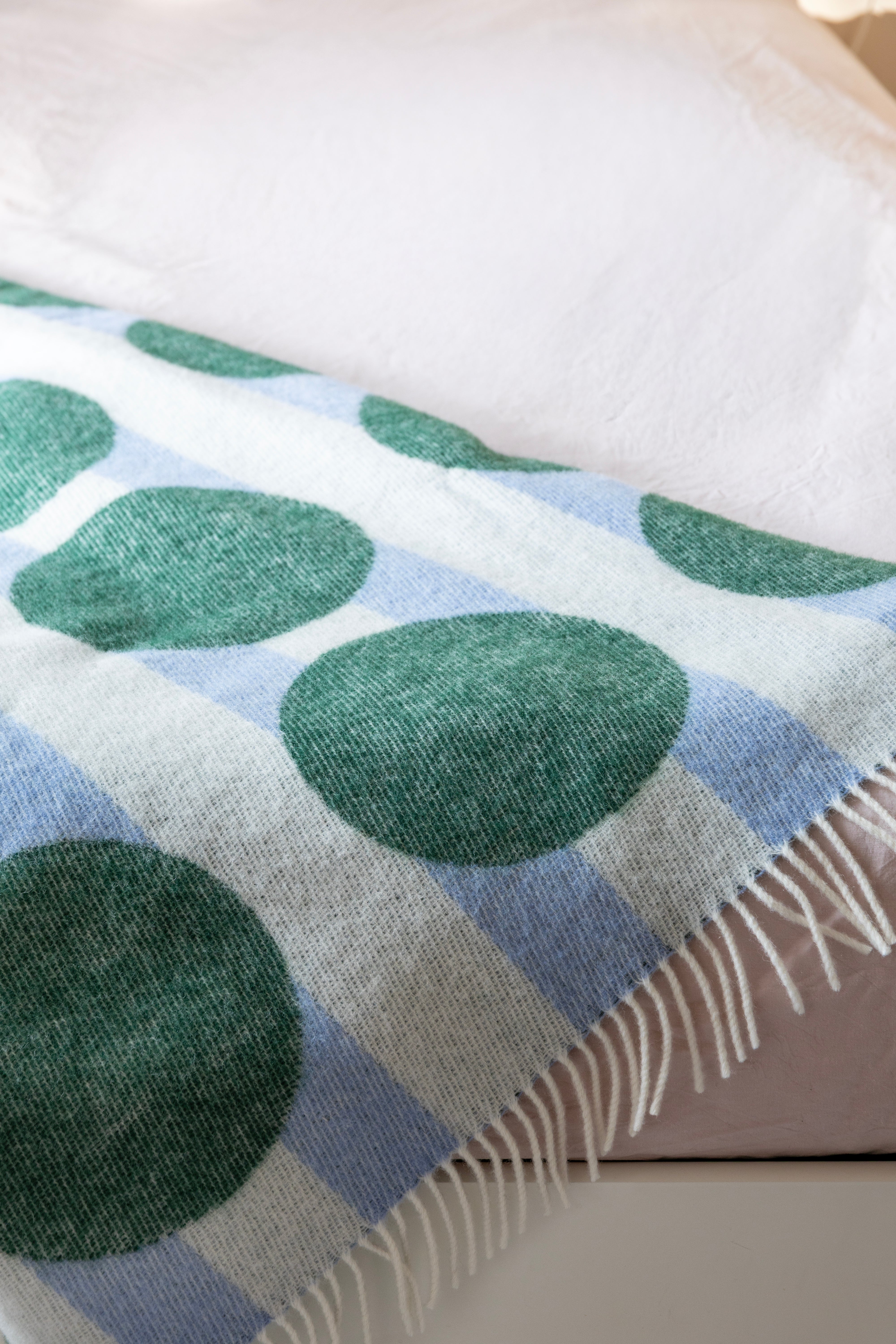 Koc DOT blau mit grün und weiß