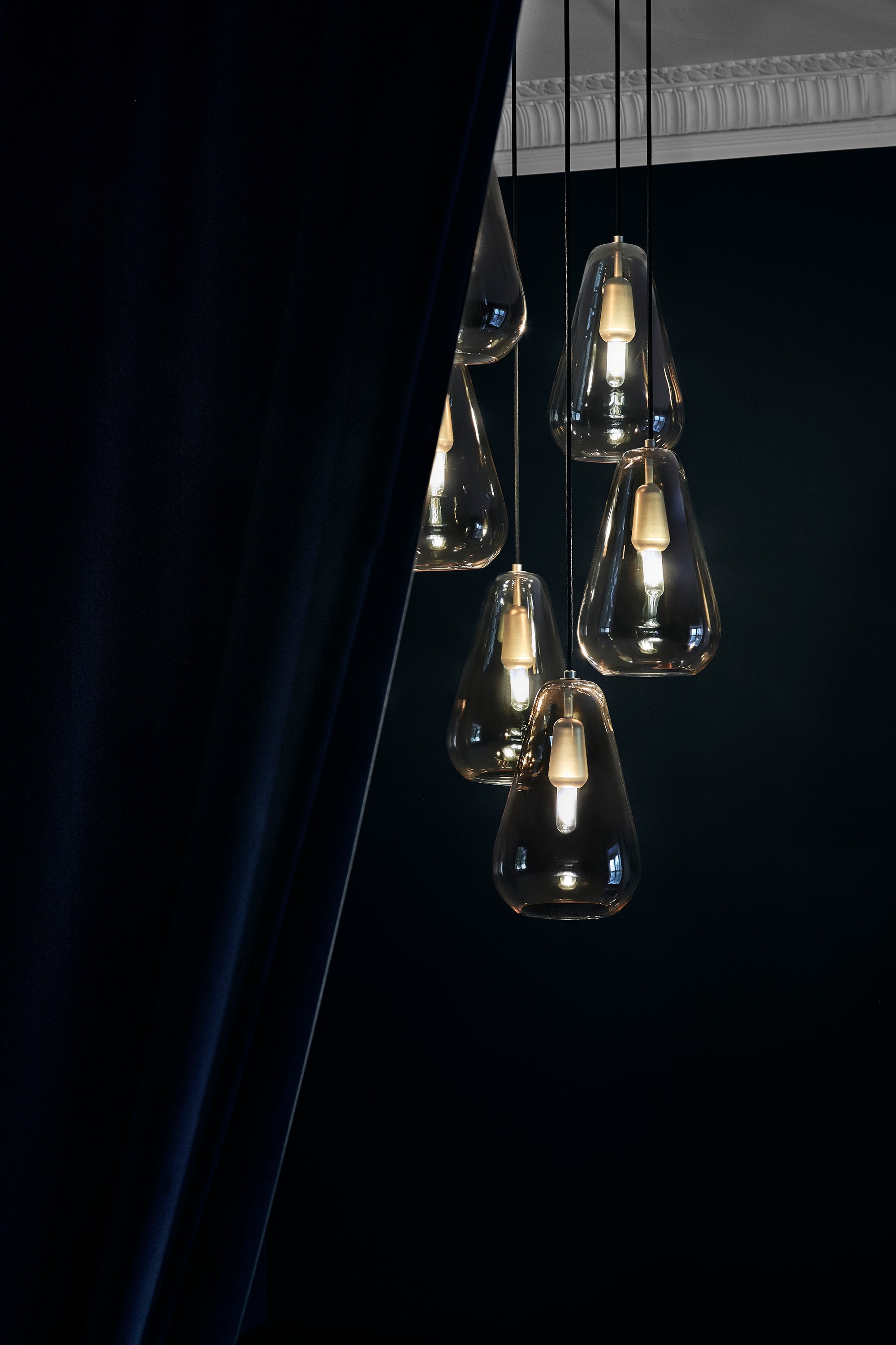 Lampa wisząca ANOLI 6 złoty ze złotym szkłem – Nuura