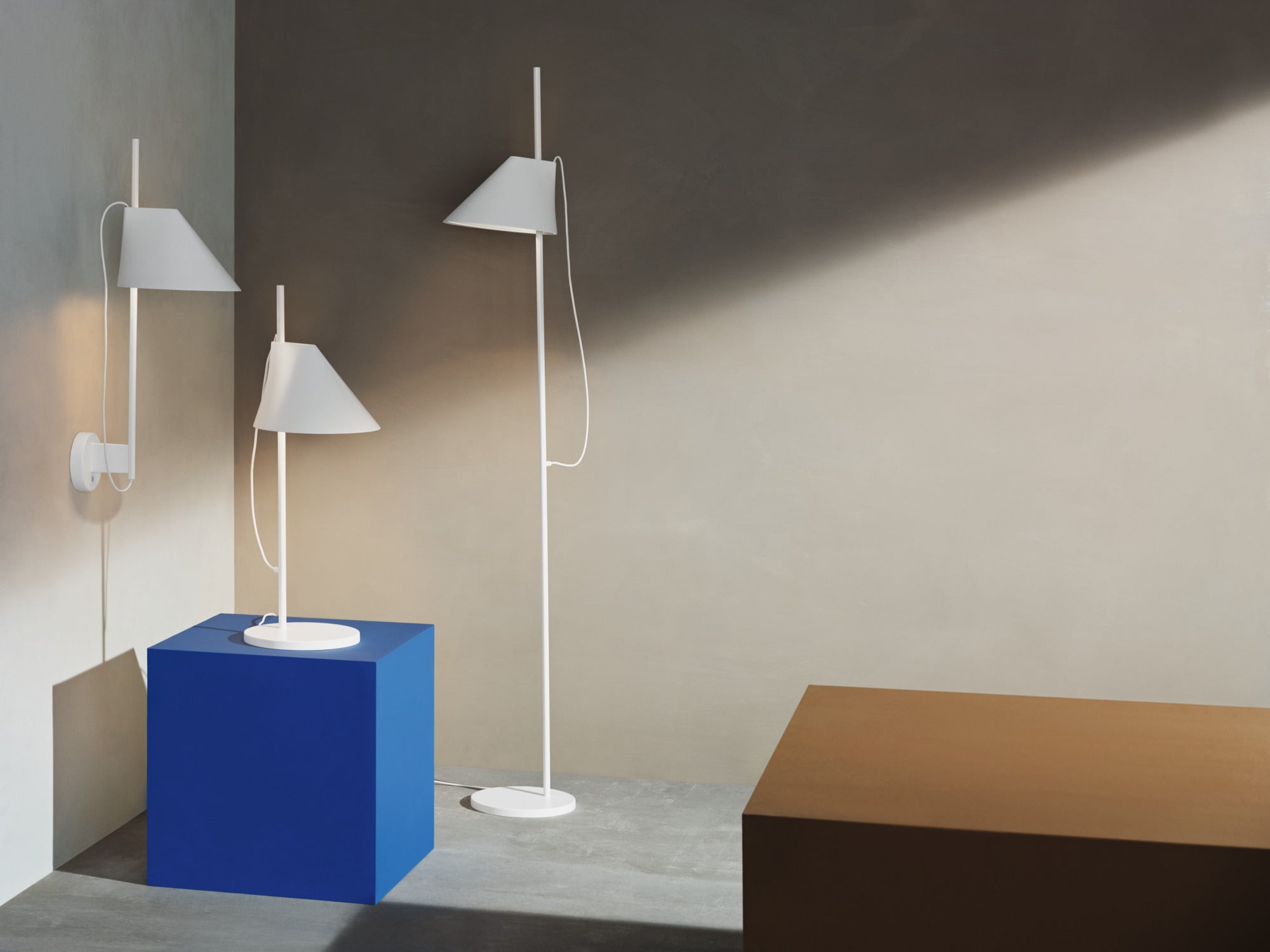 Stehlampe YUH weiß