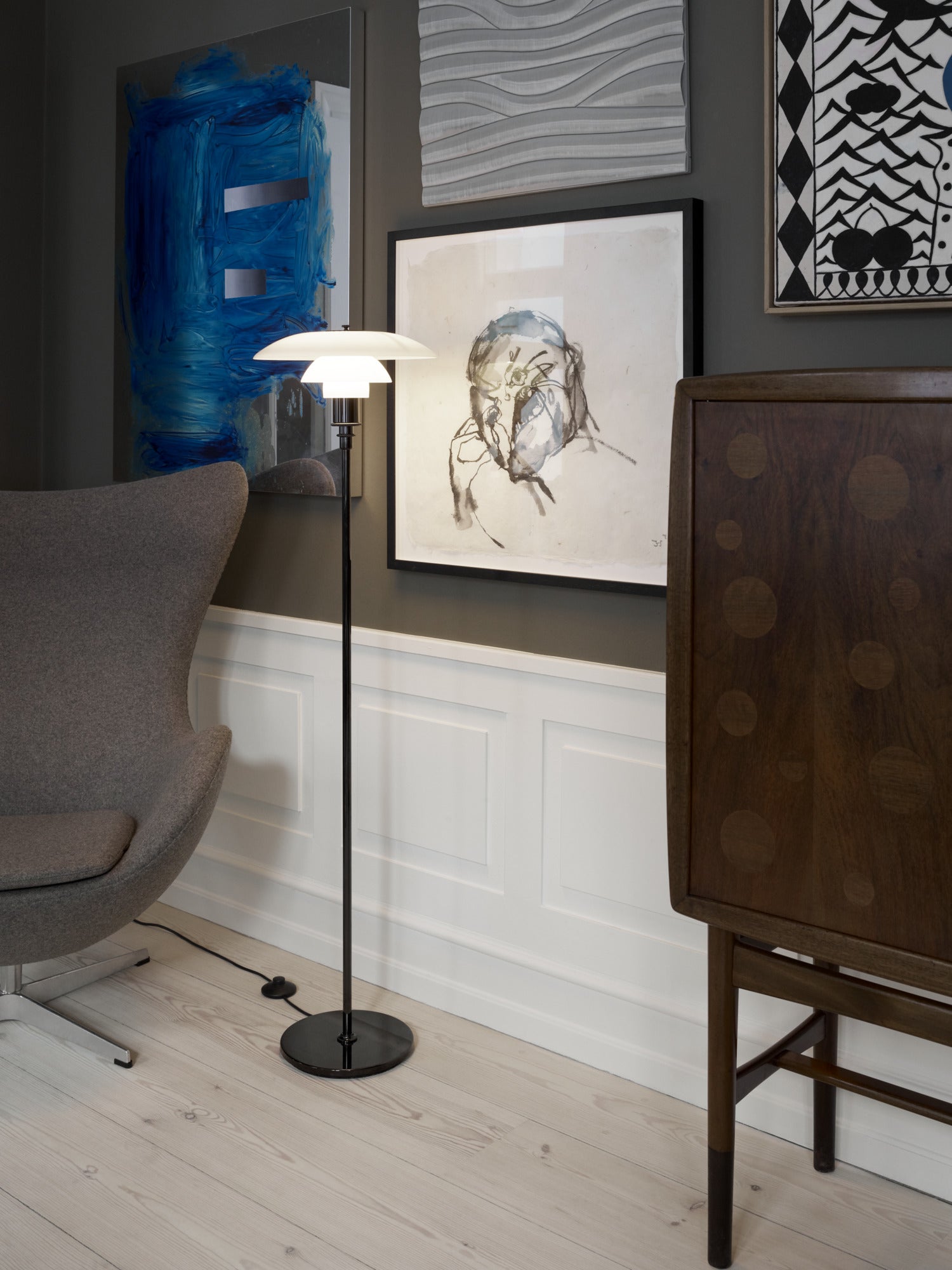 PH 3½-2½ Floor Lamp white with black base