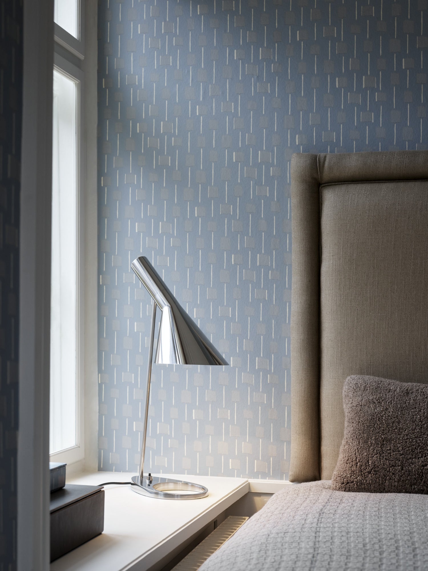 Tischlampe AJ poliertes Edelstahl