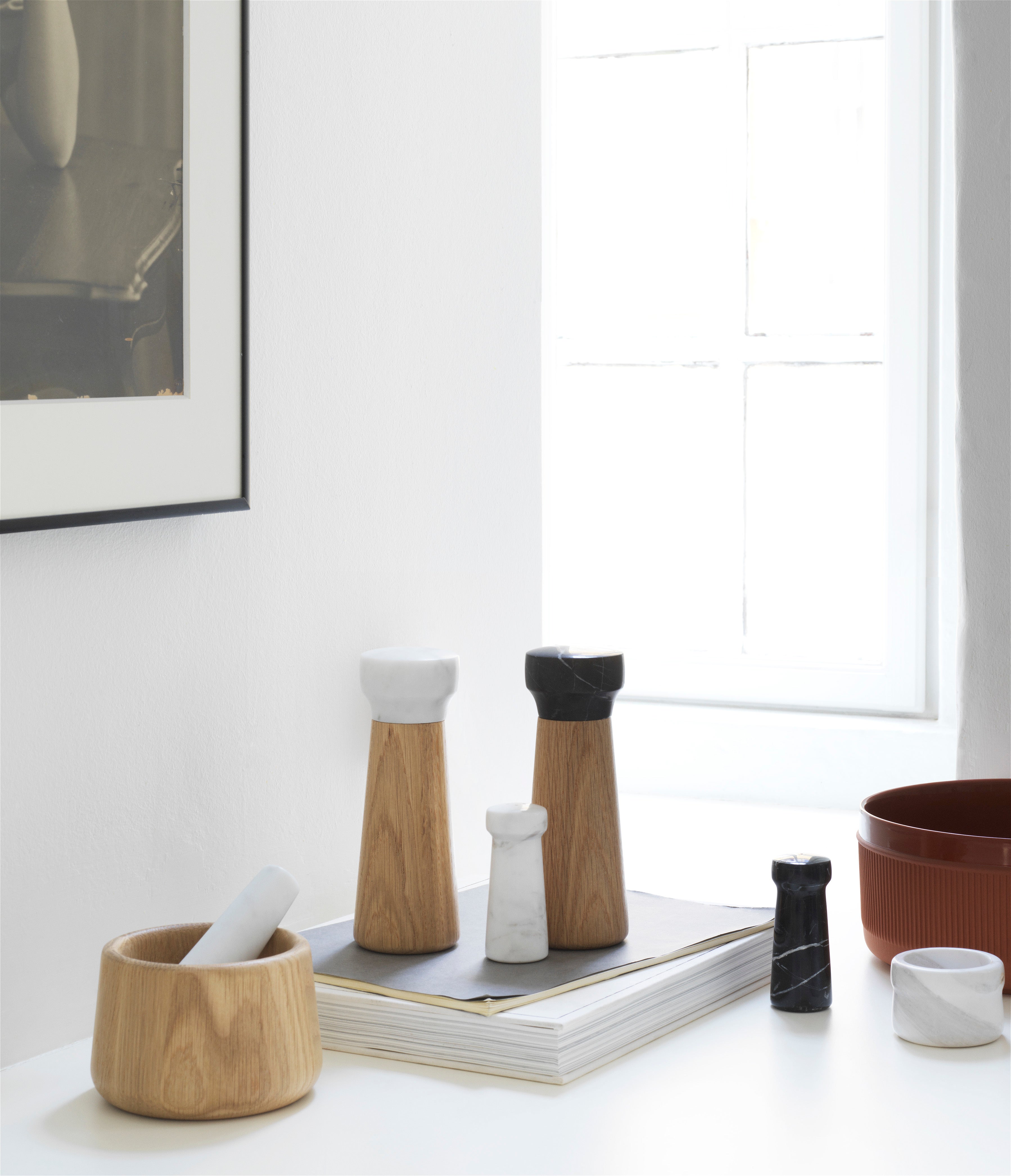 CRAFT black marble salt shaker