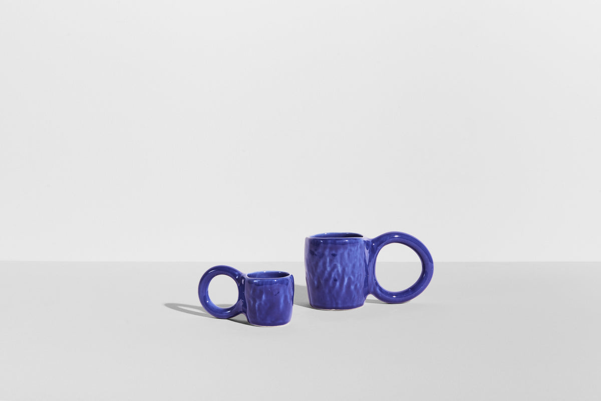 Blauer DONUT-Becher