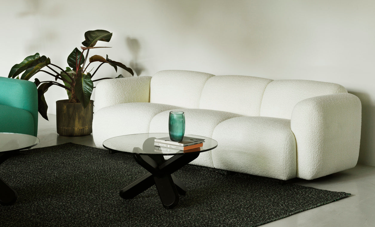 Couchtisch Dingglas mit schwarzer Basis