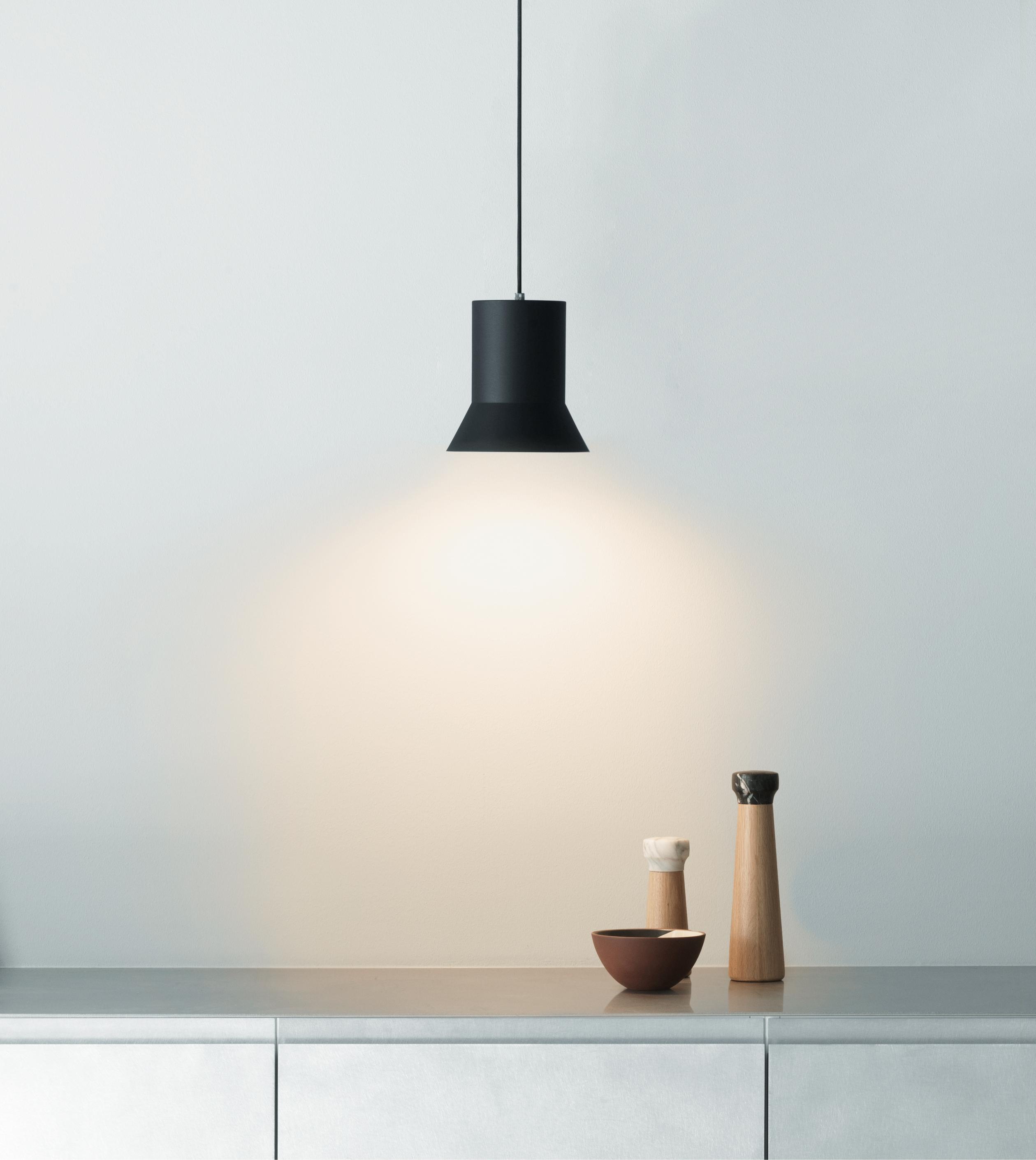 HAT black pendant lamp