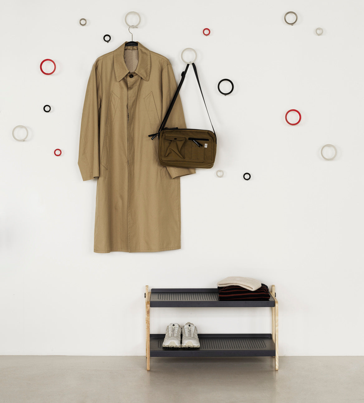 Kleiderständer LOOP rot