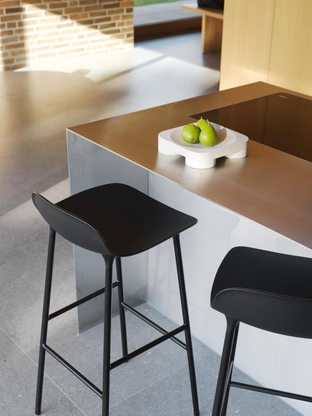 Hocker forms warm gray