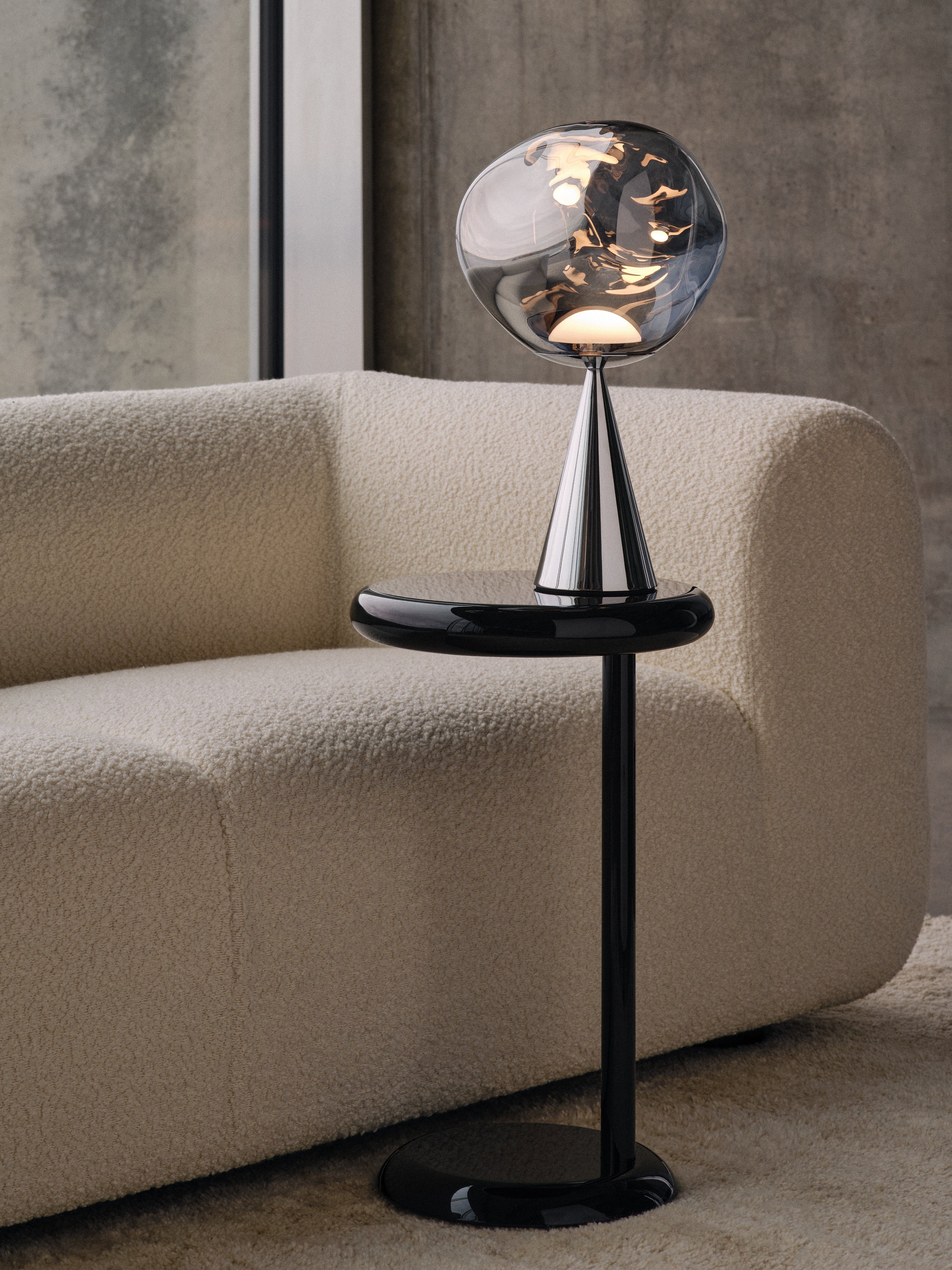 SPOT Black Round Side Table