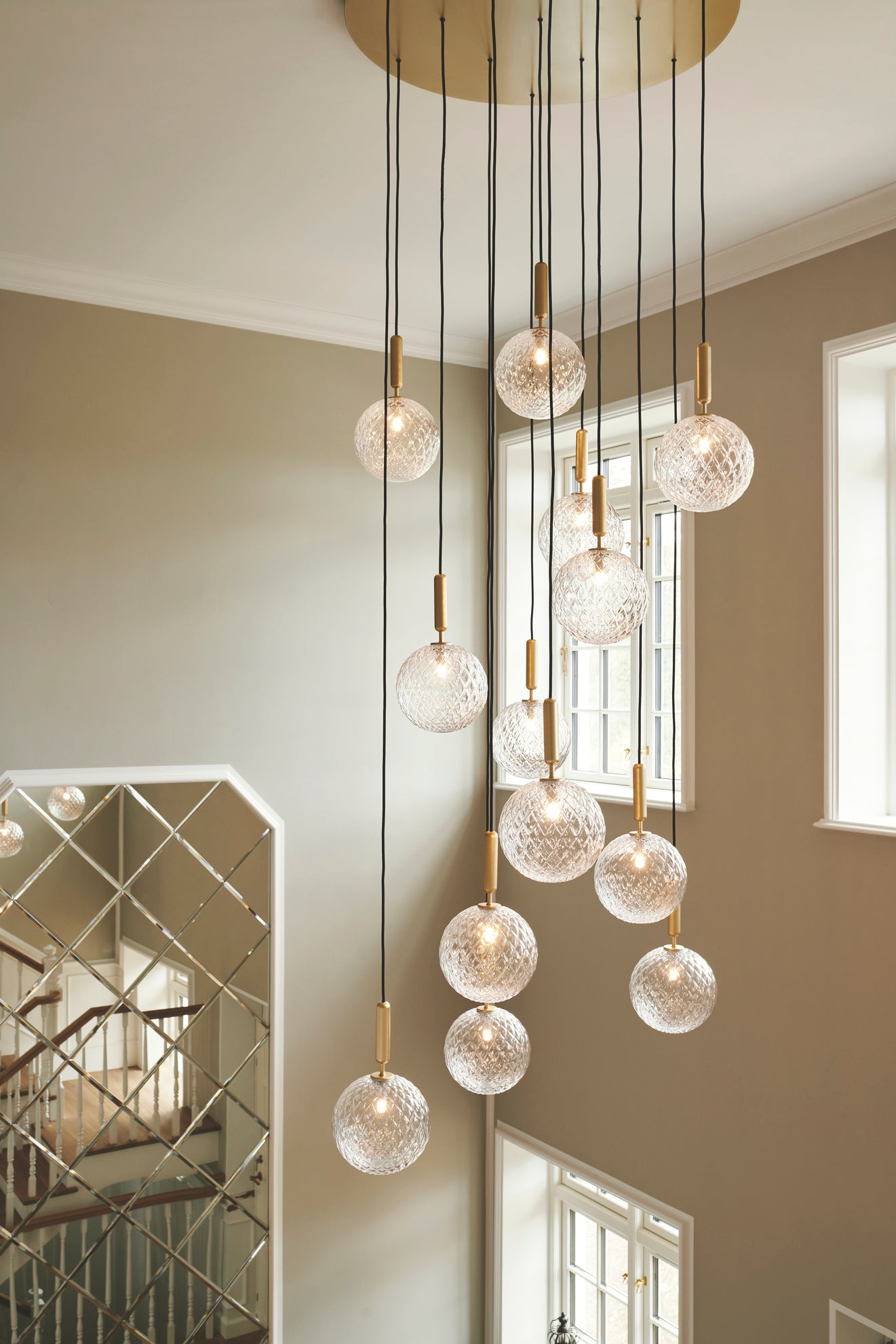 Pendelleuchte MIIRA 13 messing mit transparentem Glas