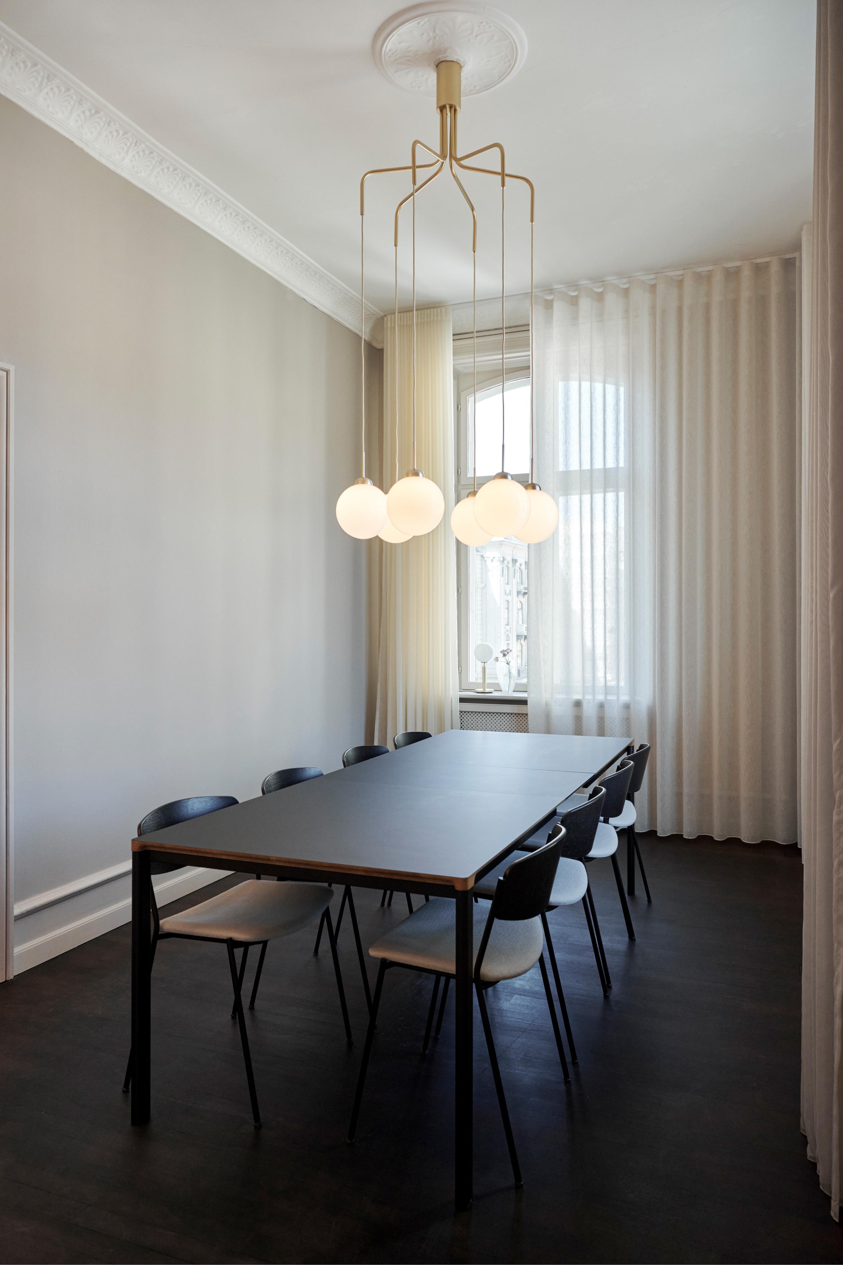 APIALES CLUSTER 6 Pendant Lamp Black with Opal Glass
