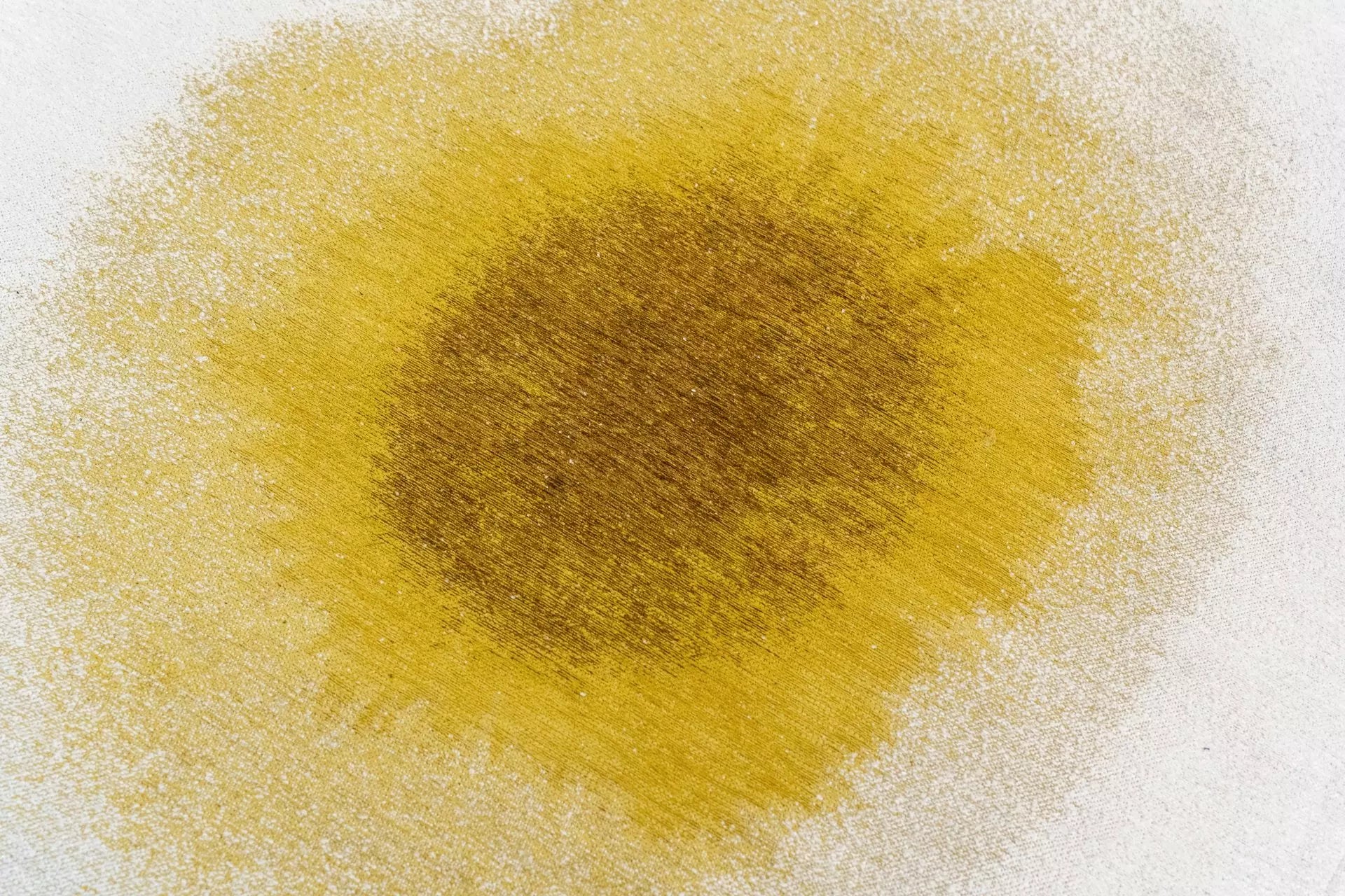 DROP rug white with yellow