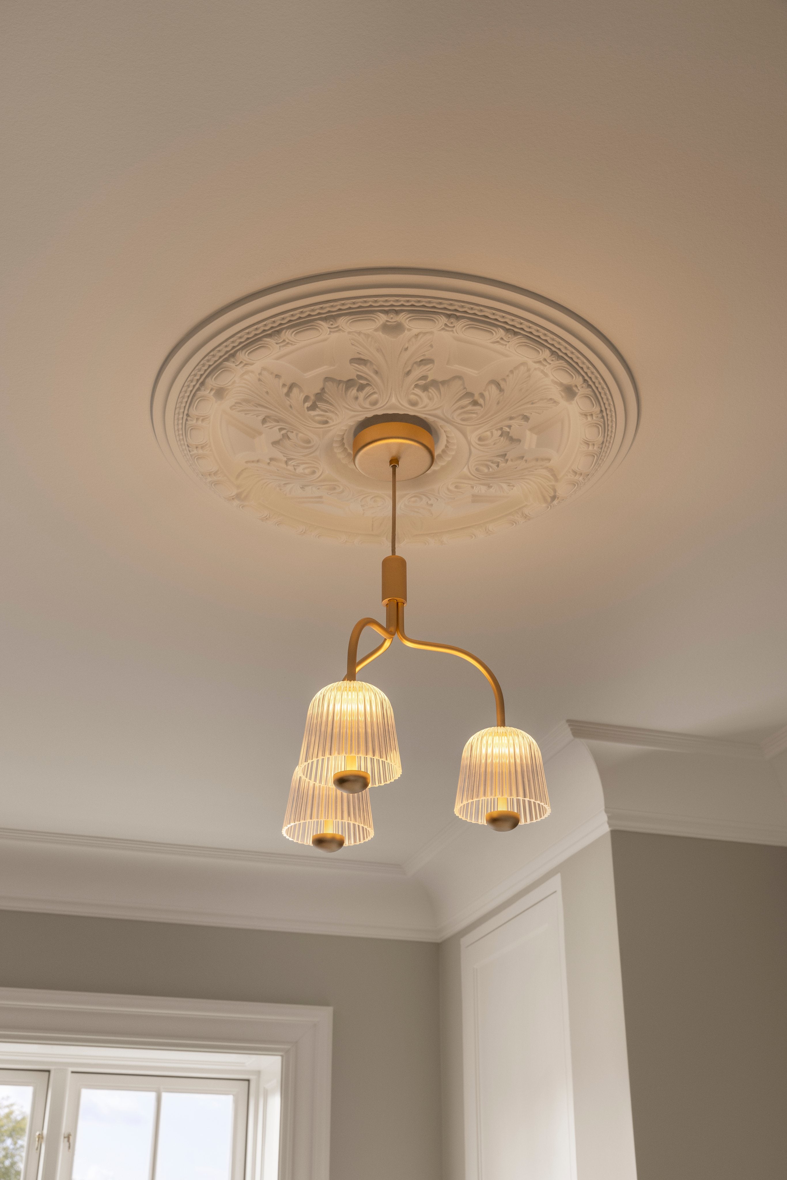Lampa wisząca ASTEEA 3 złoty z transparentnym z oświetleniem LED