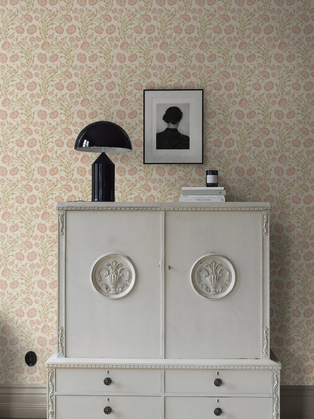 Poppy Flow Floral Pattern Wallpaper in Warm Beige with Pink