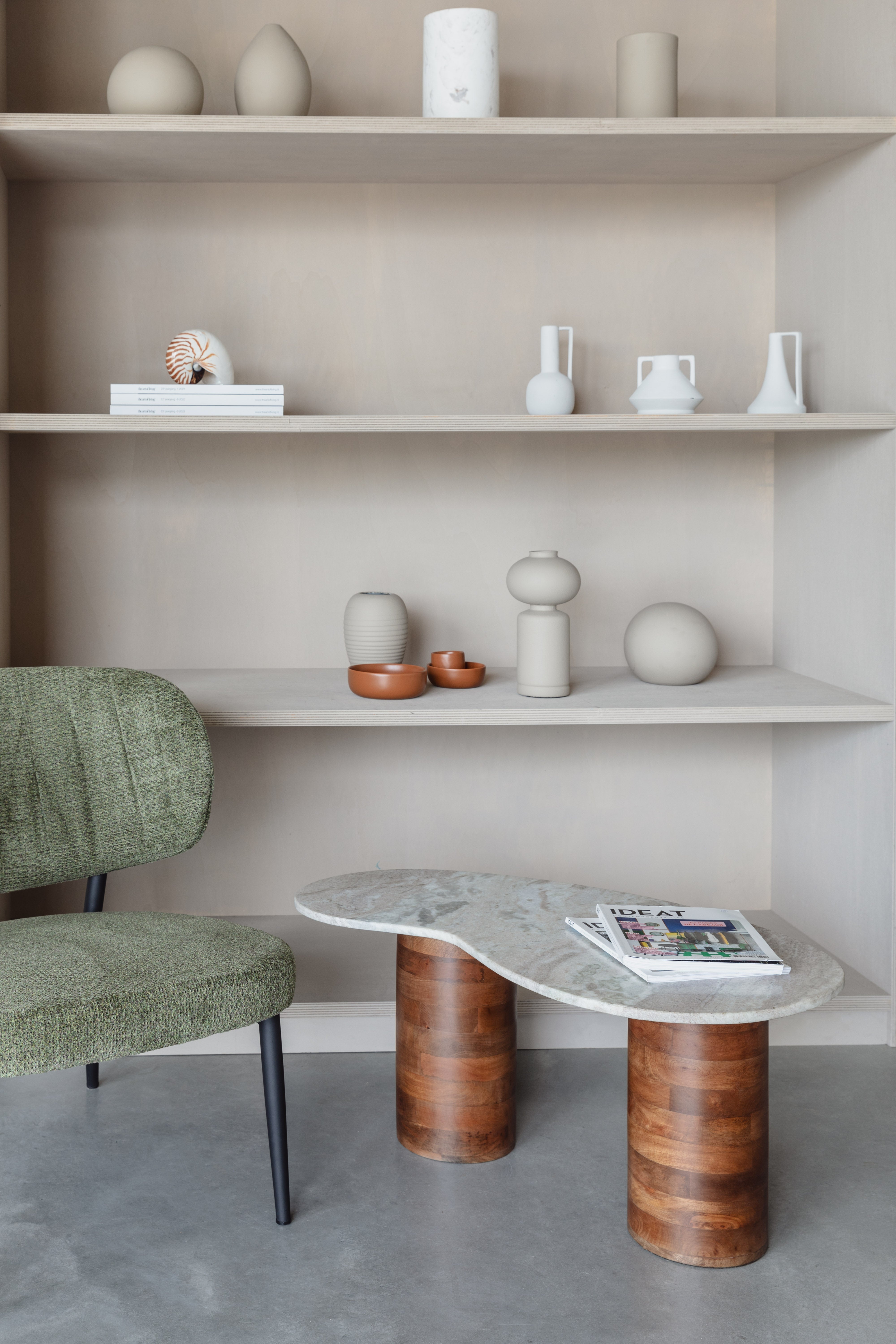 Couchtisch PELI Marmor mit Mango-Holz