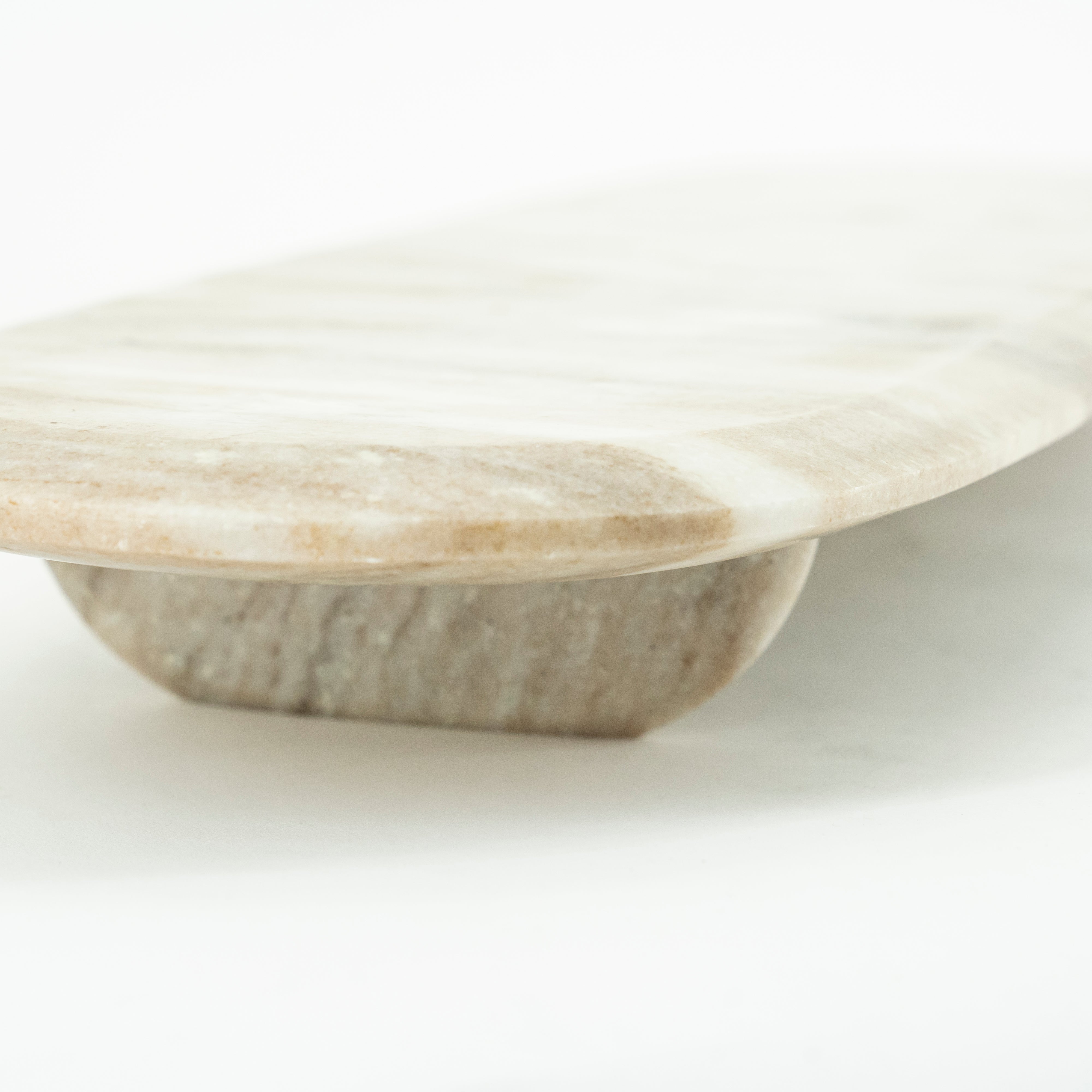 Taca BLANCH creamy marble