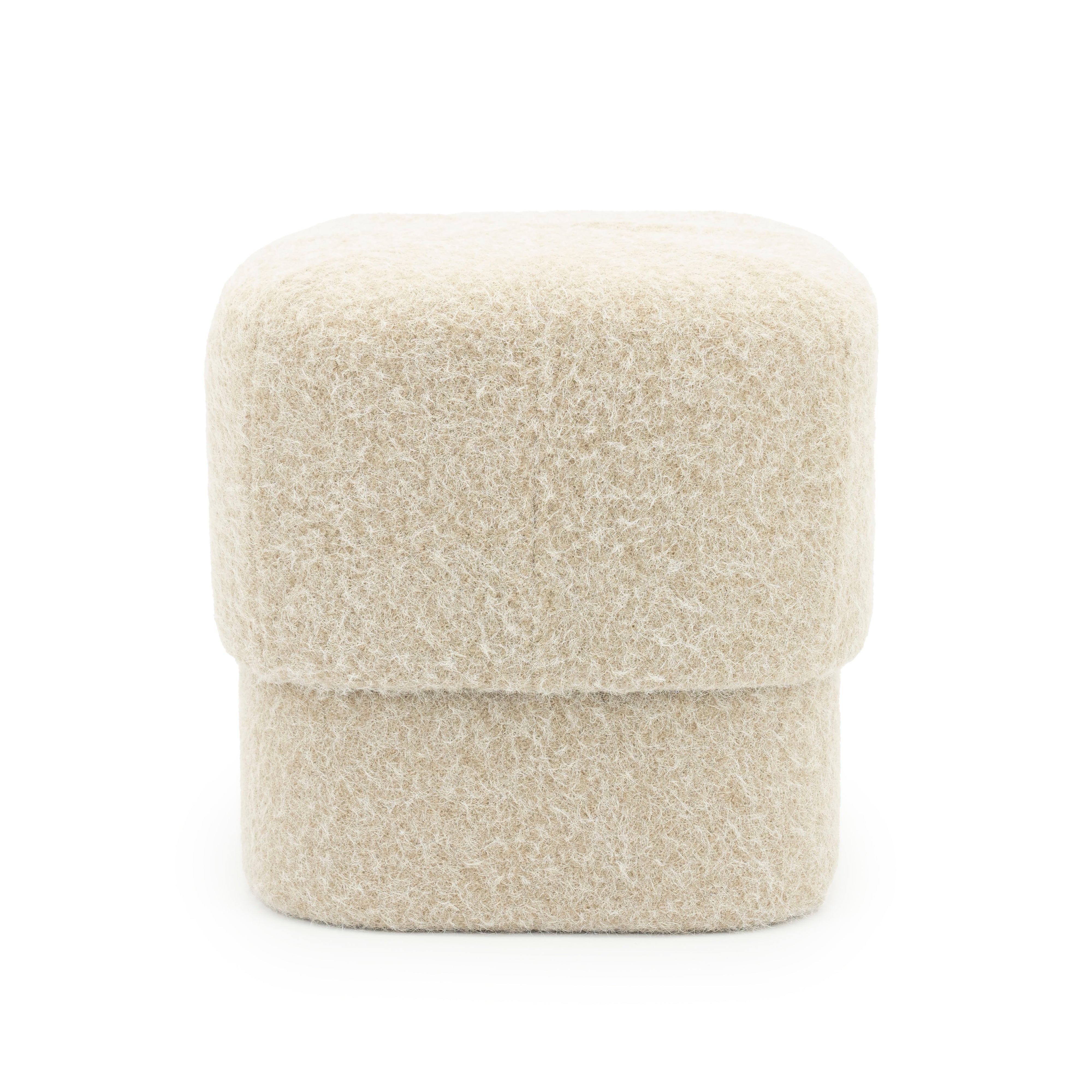 KELSO Cream Pouf