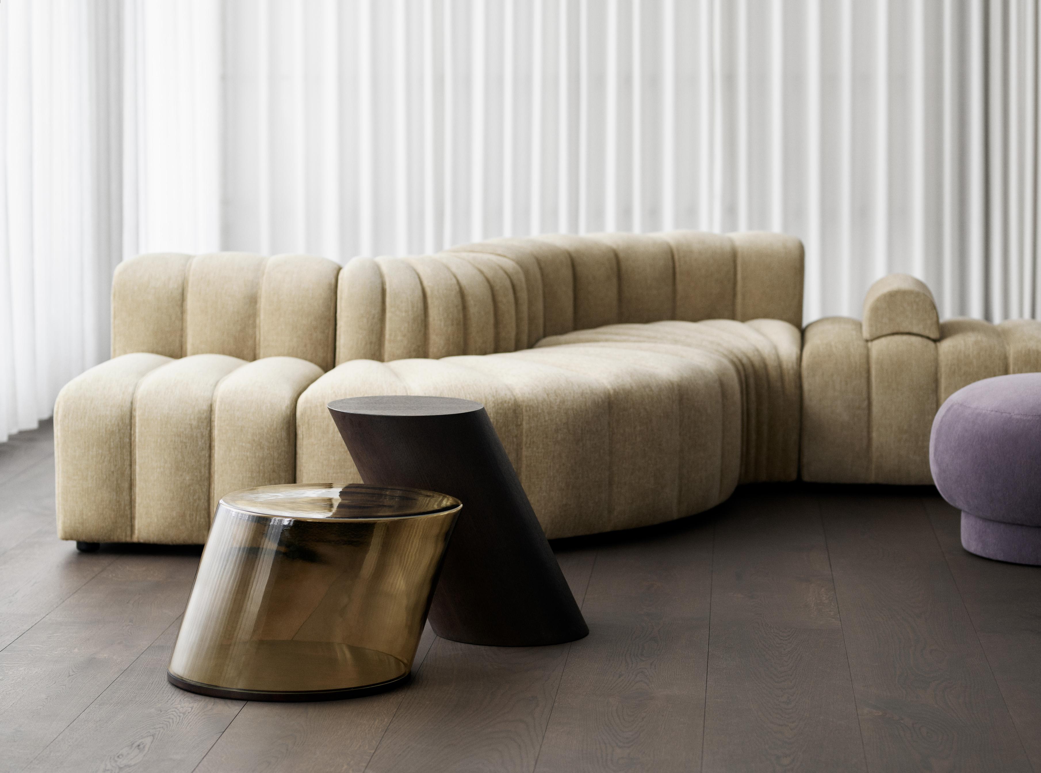 TILT Coffee Table in Dark Green Glass