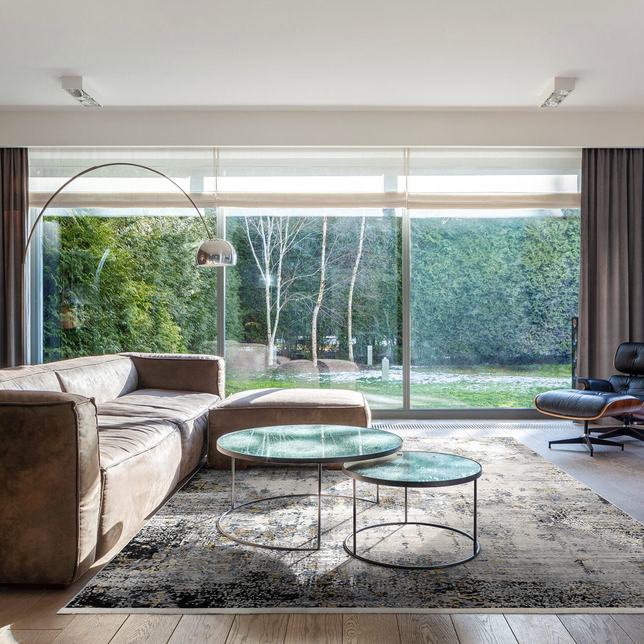 ROYAL black rug with gray and beige