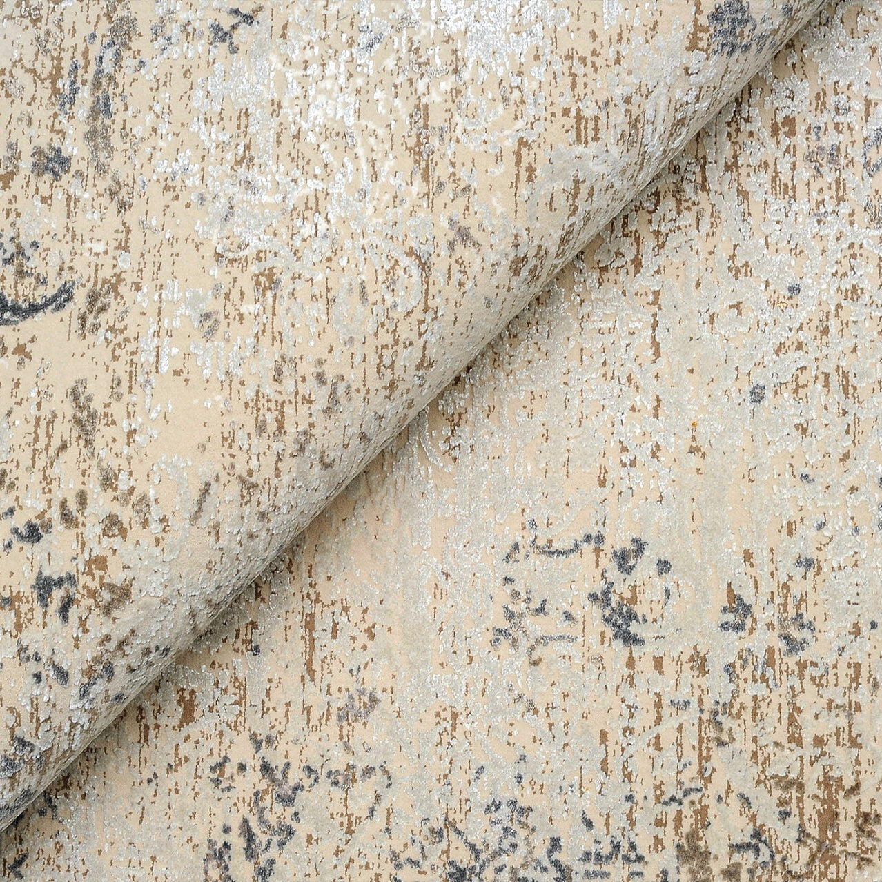 Teppich ROYAL mit beigen Ornamenten