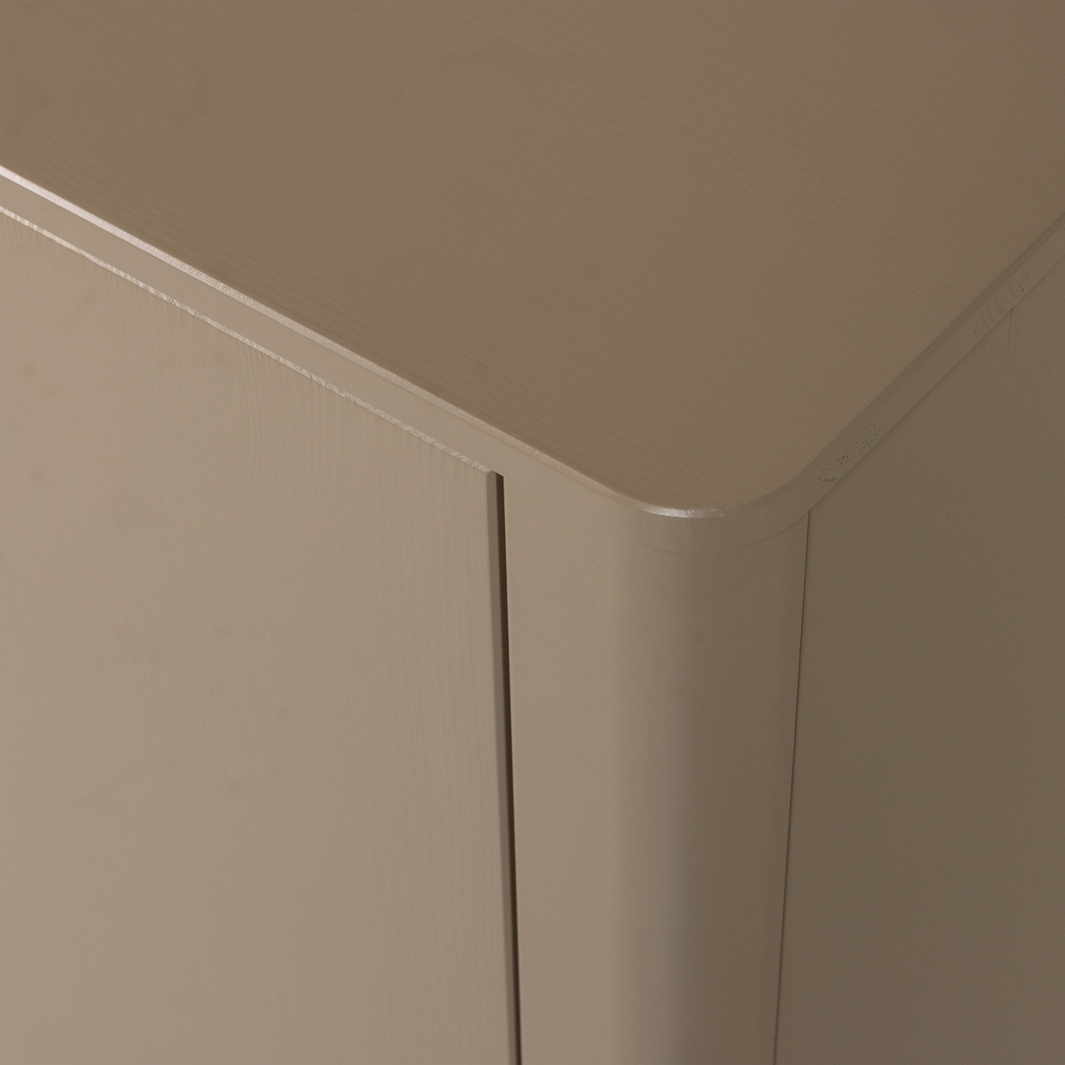 GUNNAR Beige Chest of Drawers
