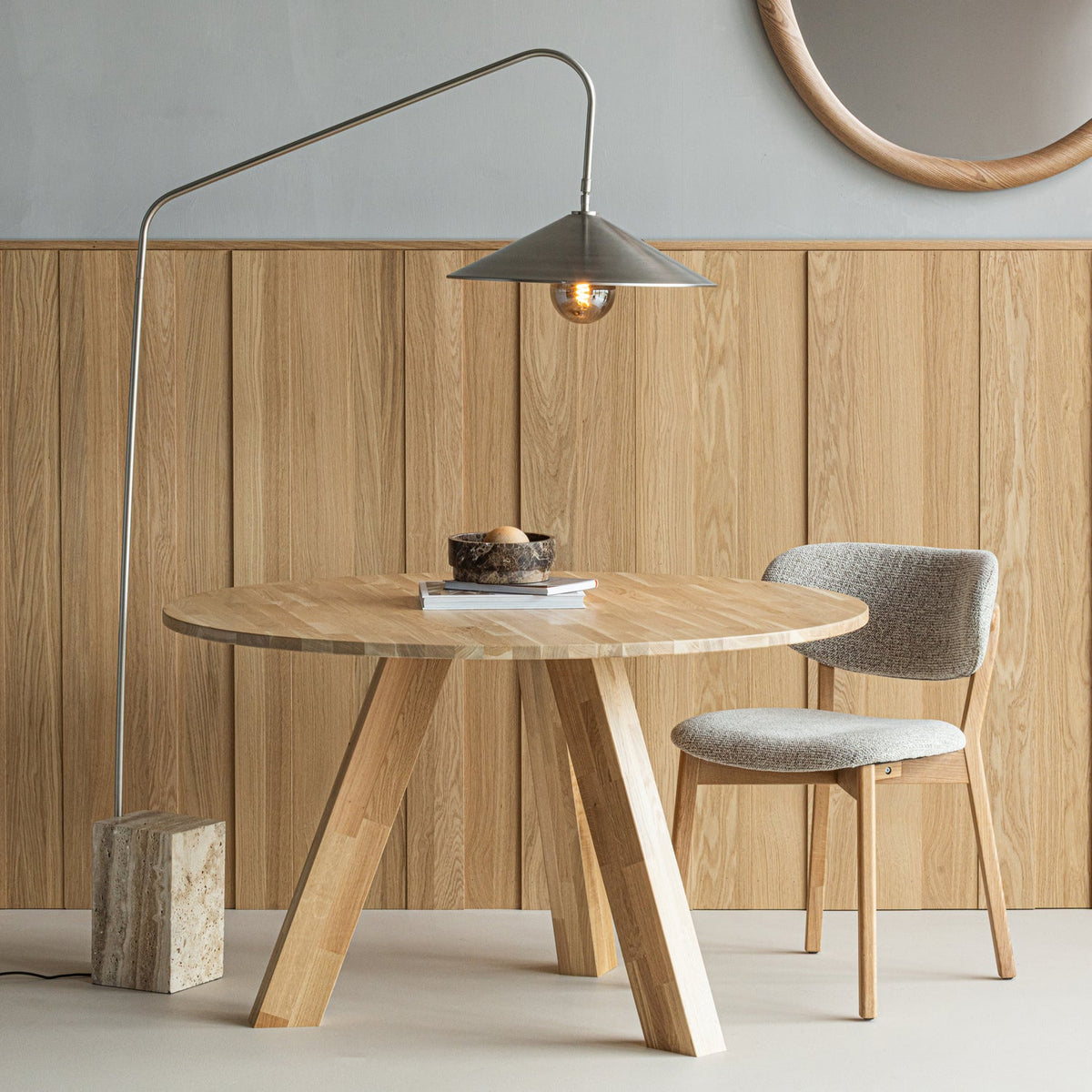 Lampa podłogowa KORN chrom – ujęcie 2
