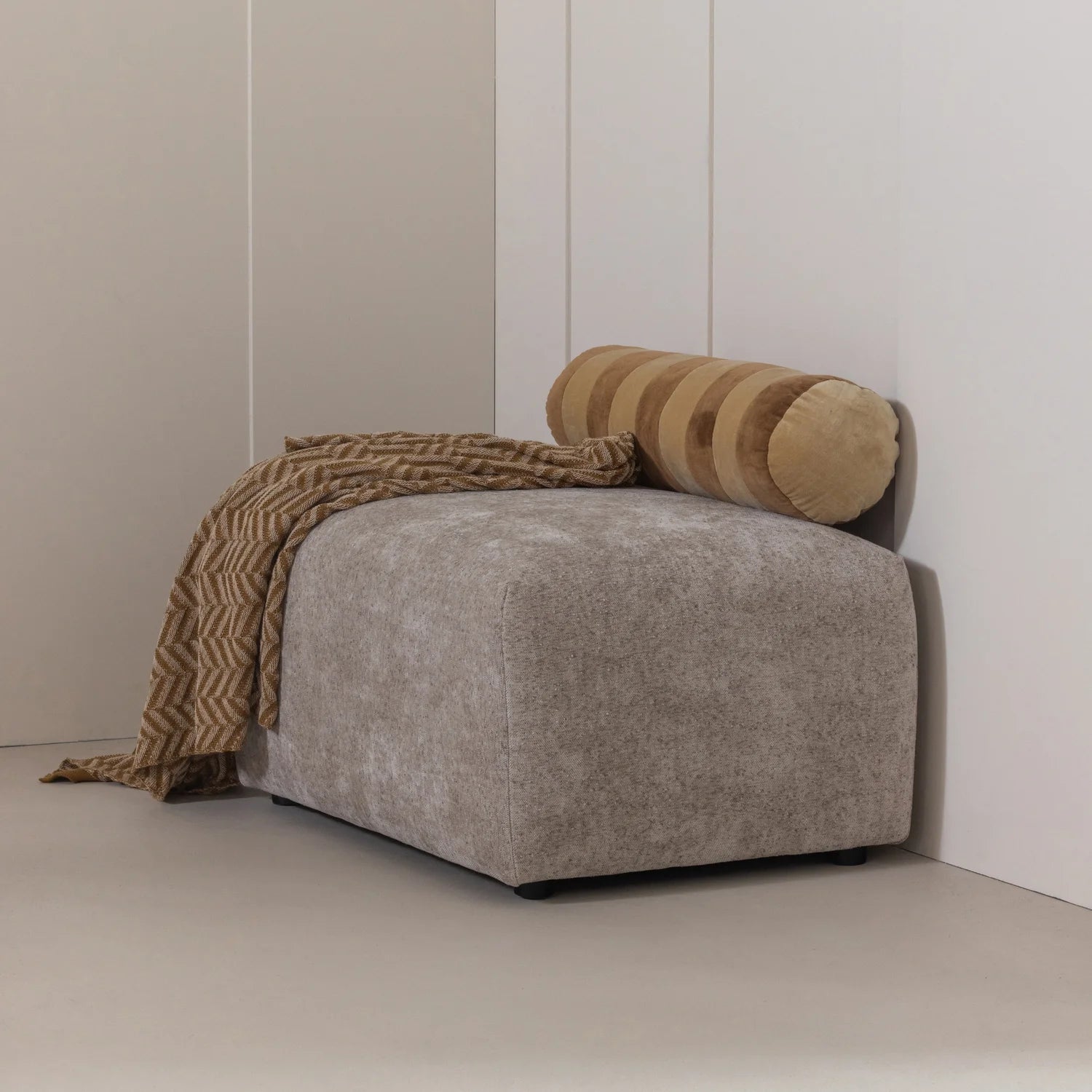 Puf UMINA braunes Chenille
