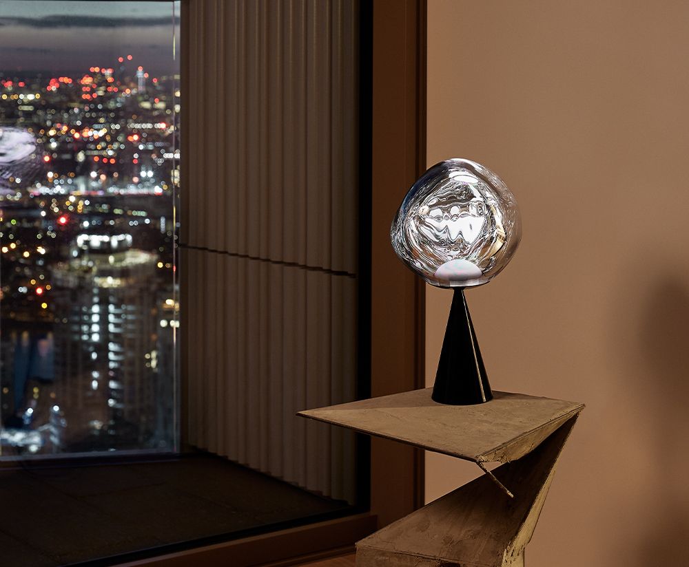 Lampa stołowa MELT dymiony – Tom Dixon