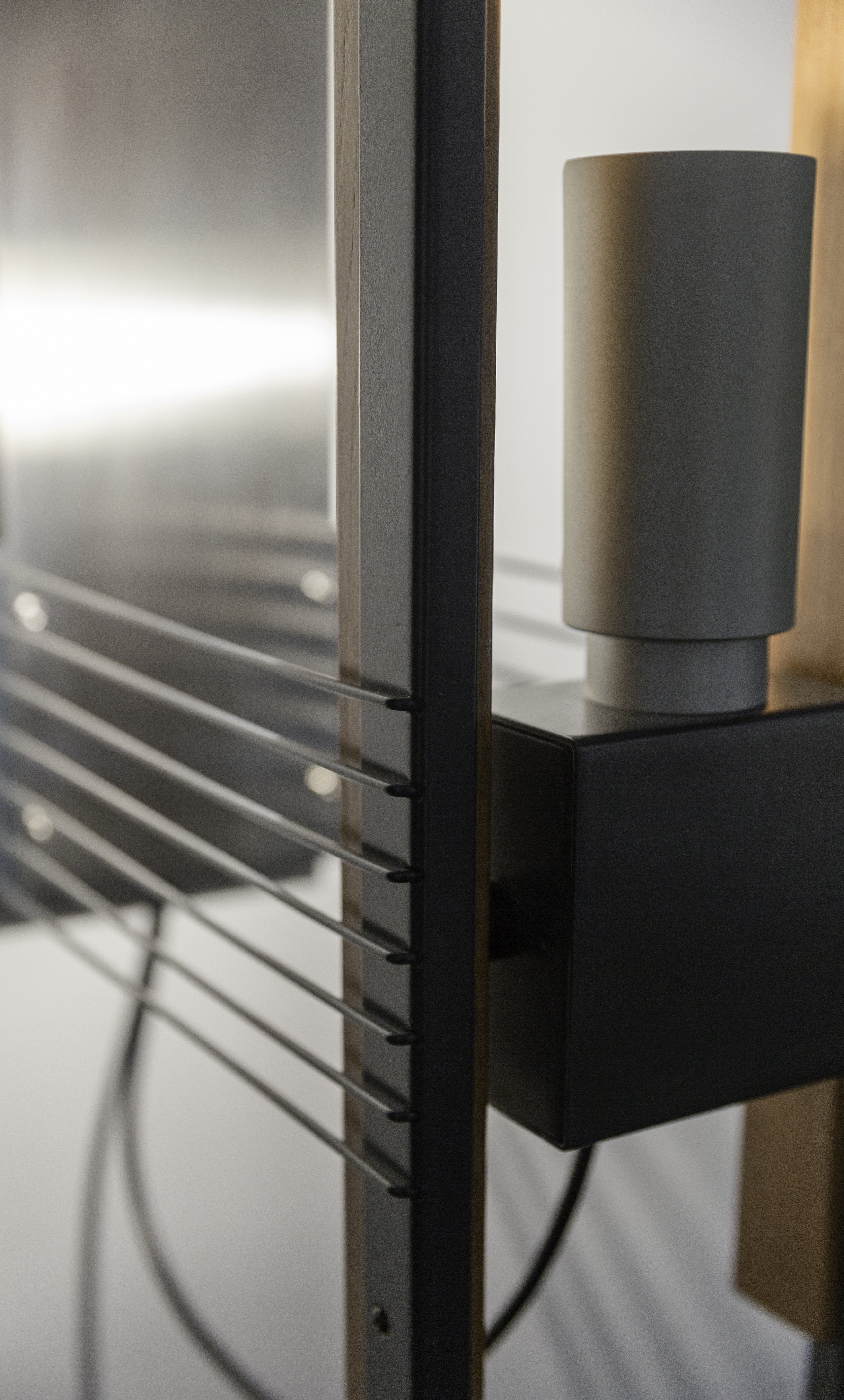 MARX Wall Lamp in Wood and Aluminum