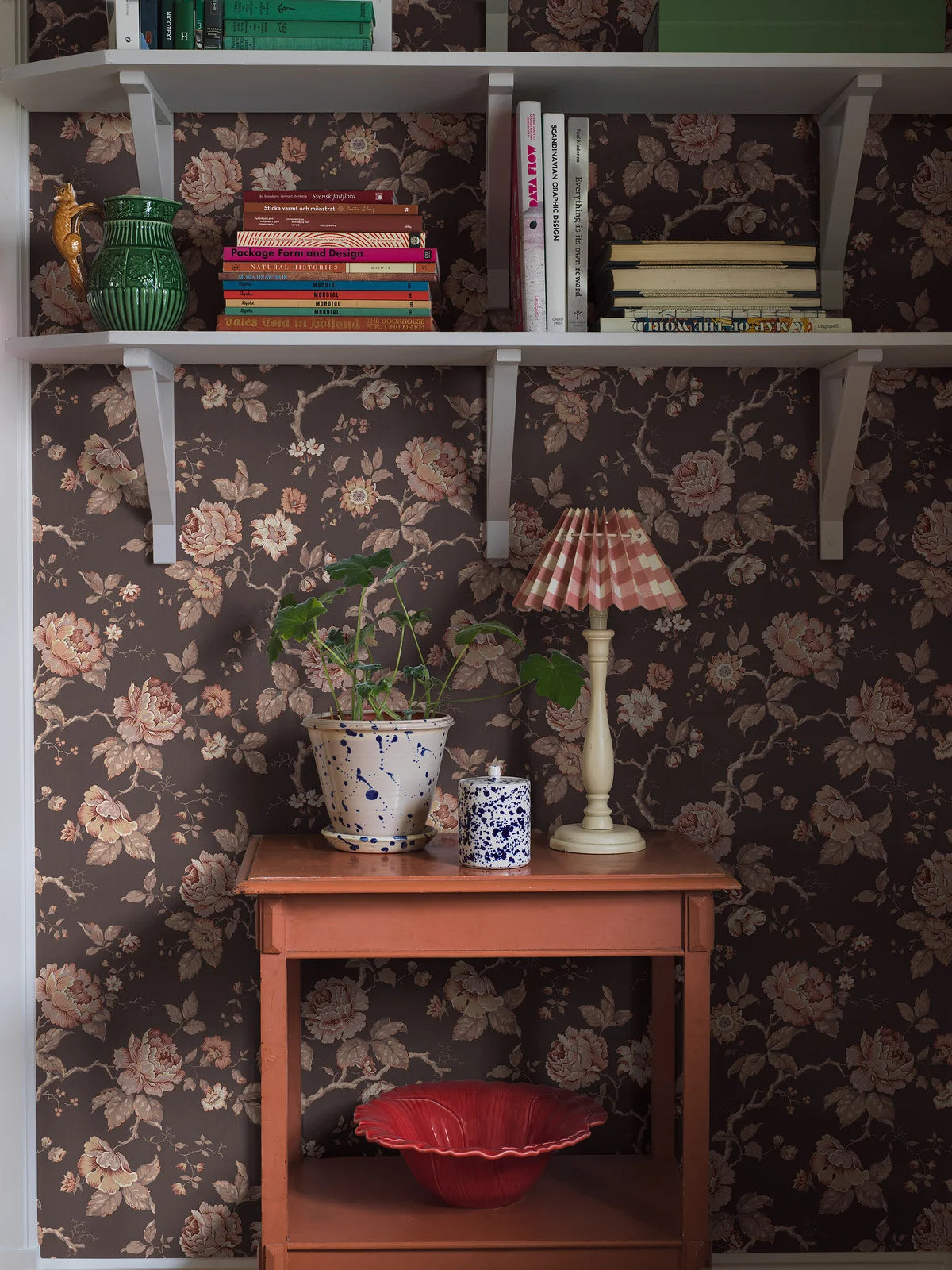 Tapete mit Pflanzenmotiv ROSENTRAD braun