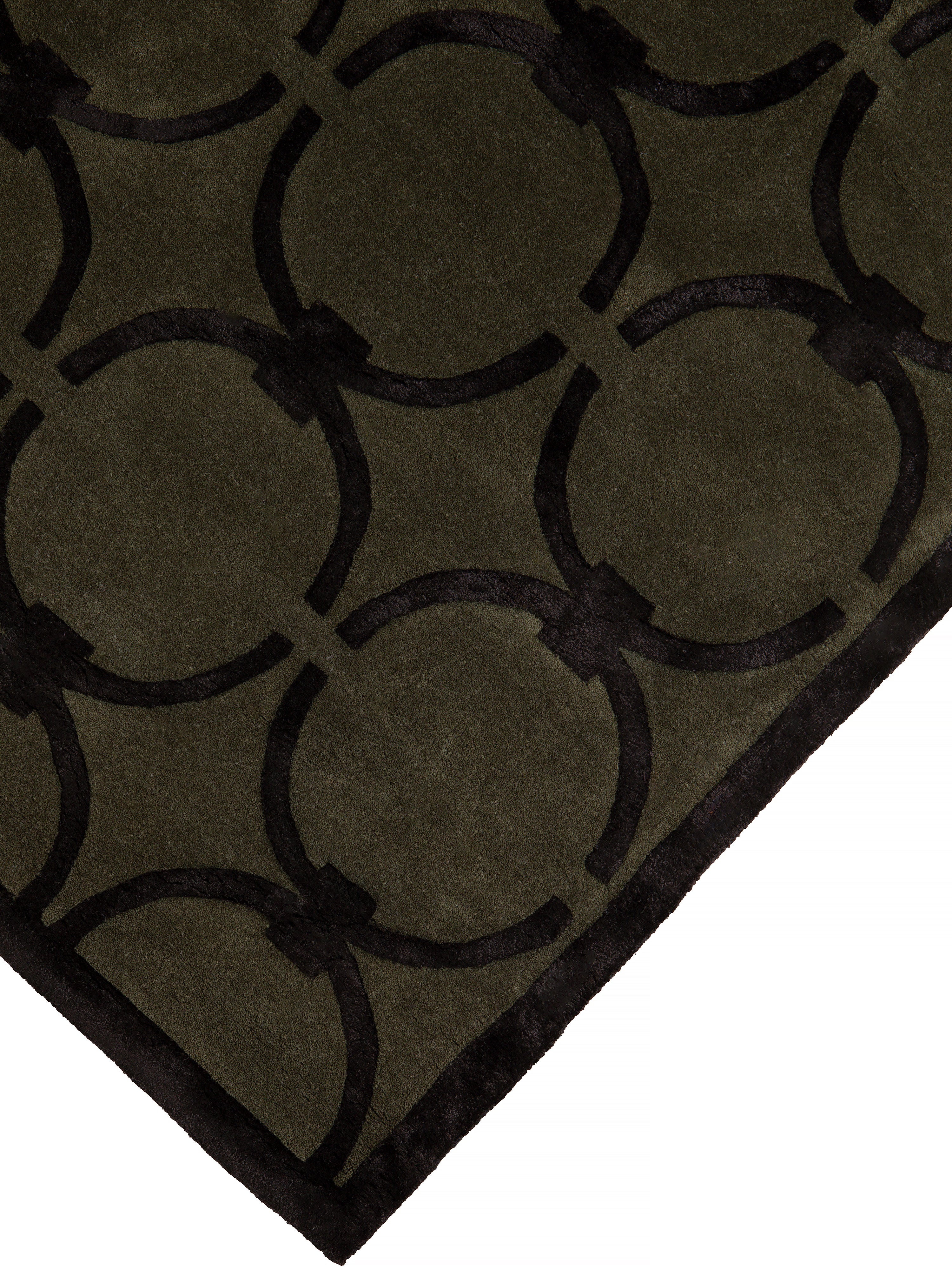 Teppich GLAM dunkelgrün mit schwarzem geometrischem Muster