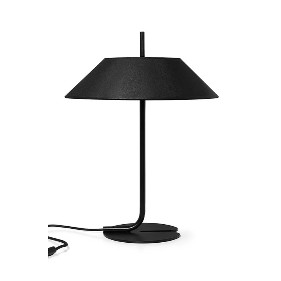 SAKOSI black table lamp